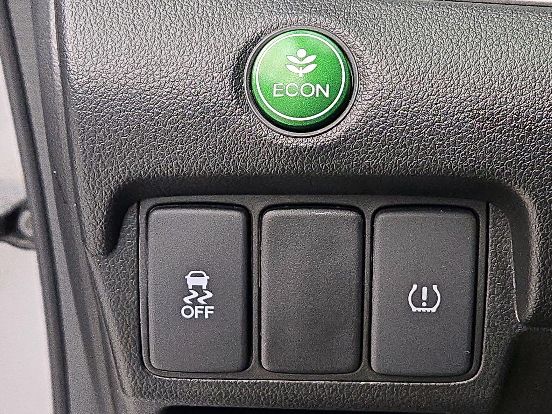 Thumbnail: 2015 Honda CR-V - 13