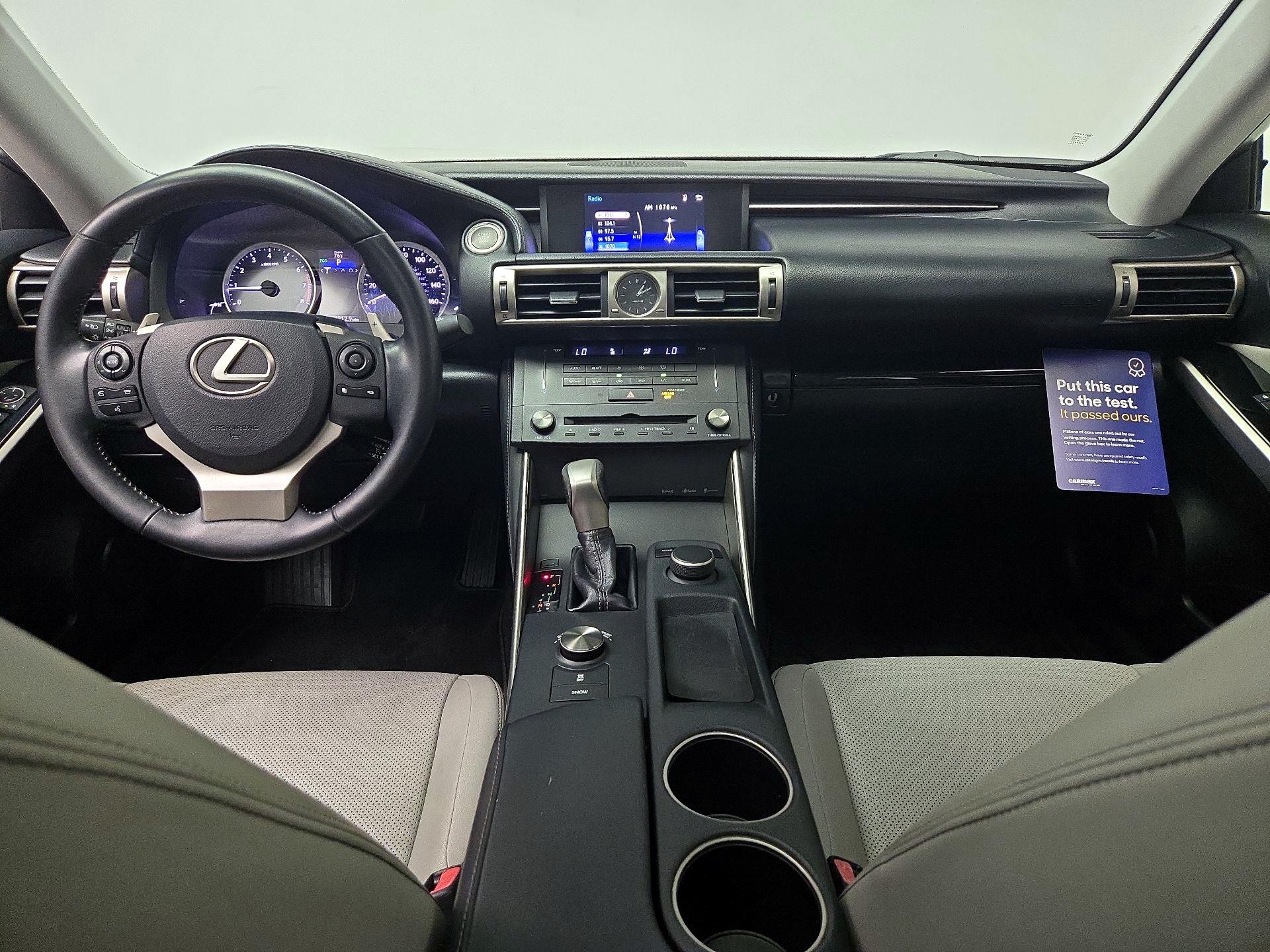 Thumbnail: 2015 Lexus IS - 9