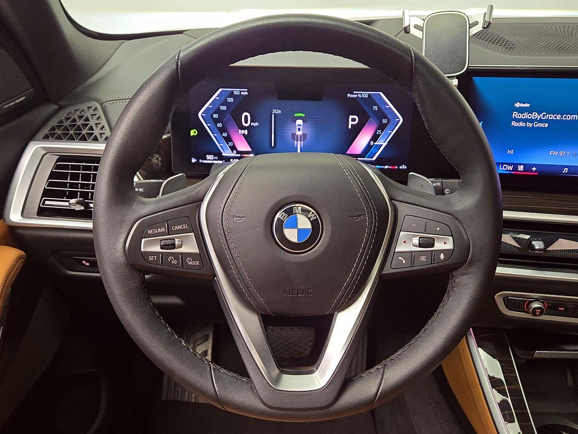 Thumbnail: 2024 BMW X5 - 10