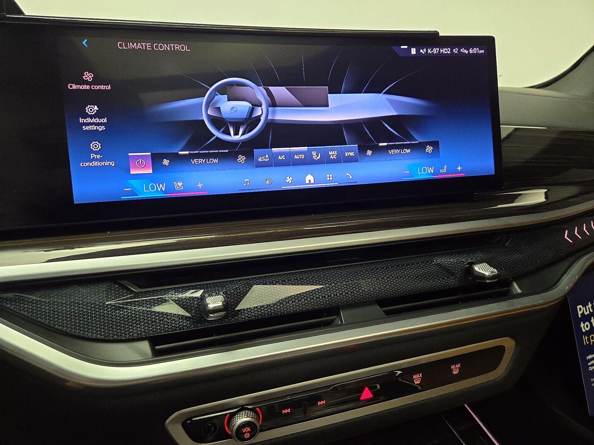 Thumbnail: 2024 BMW X5 - 17