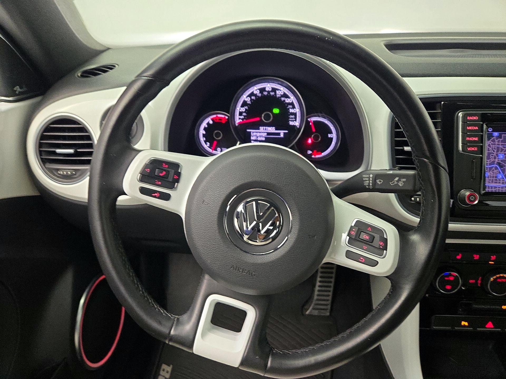 Thumbnail: 2019 Volkswagen Beetle - 10