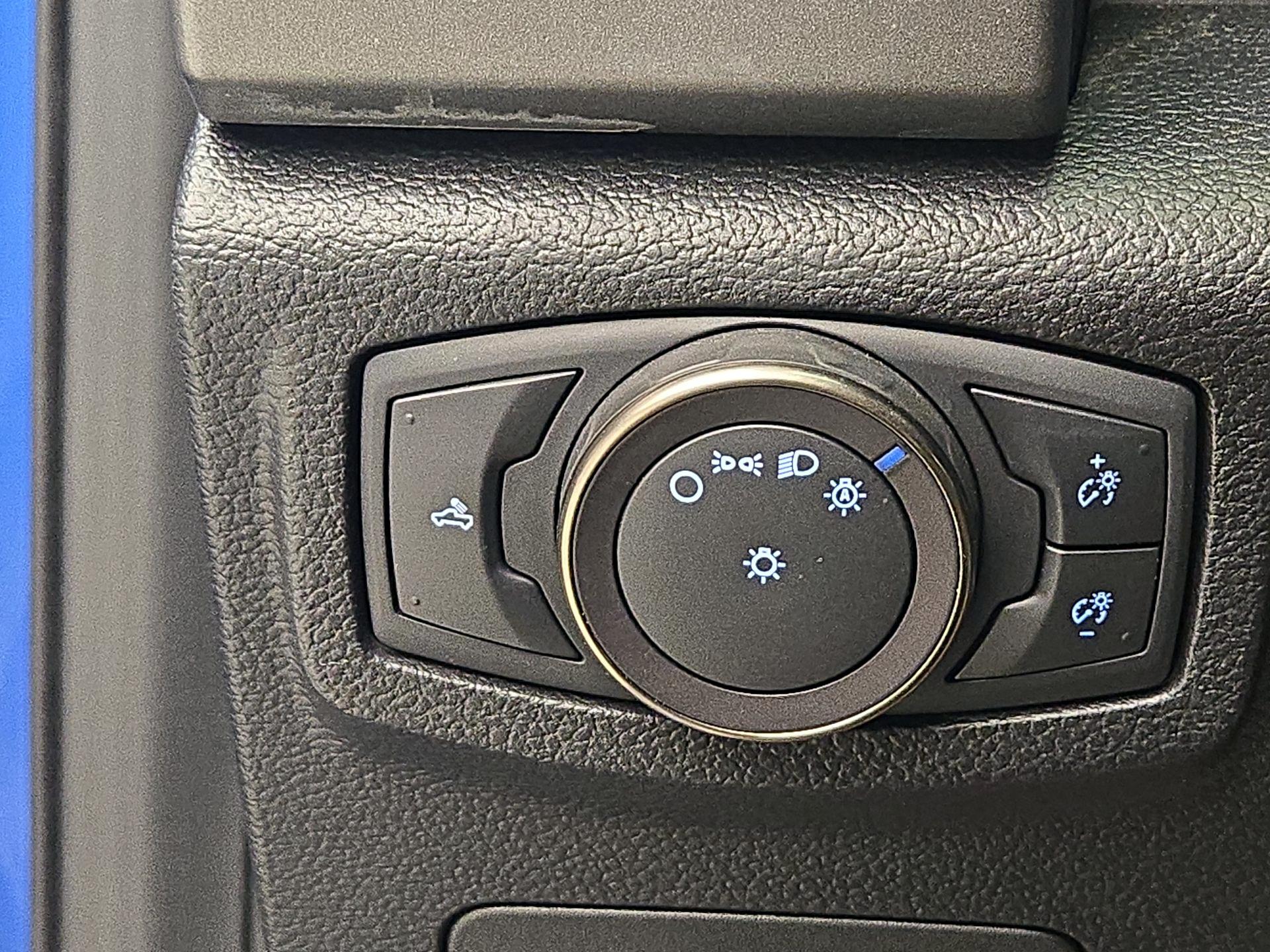 Thumbnail: 2019 Ford F-150 - 13