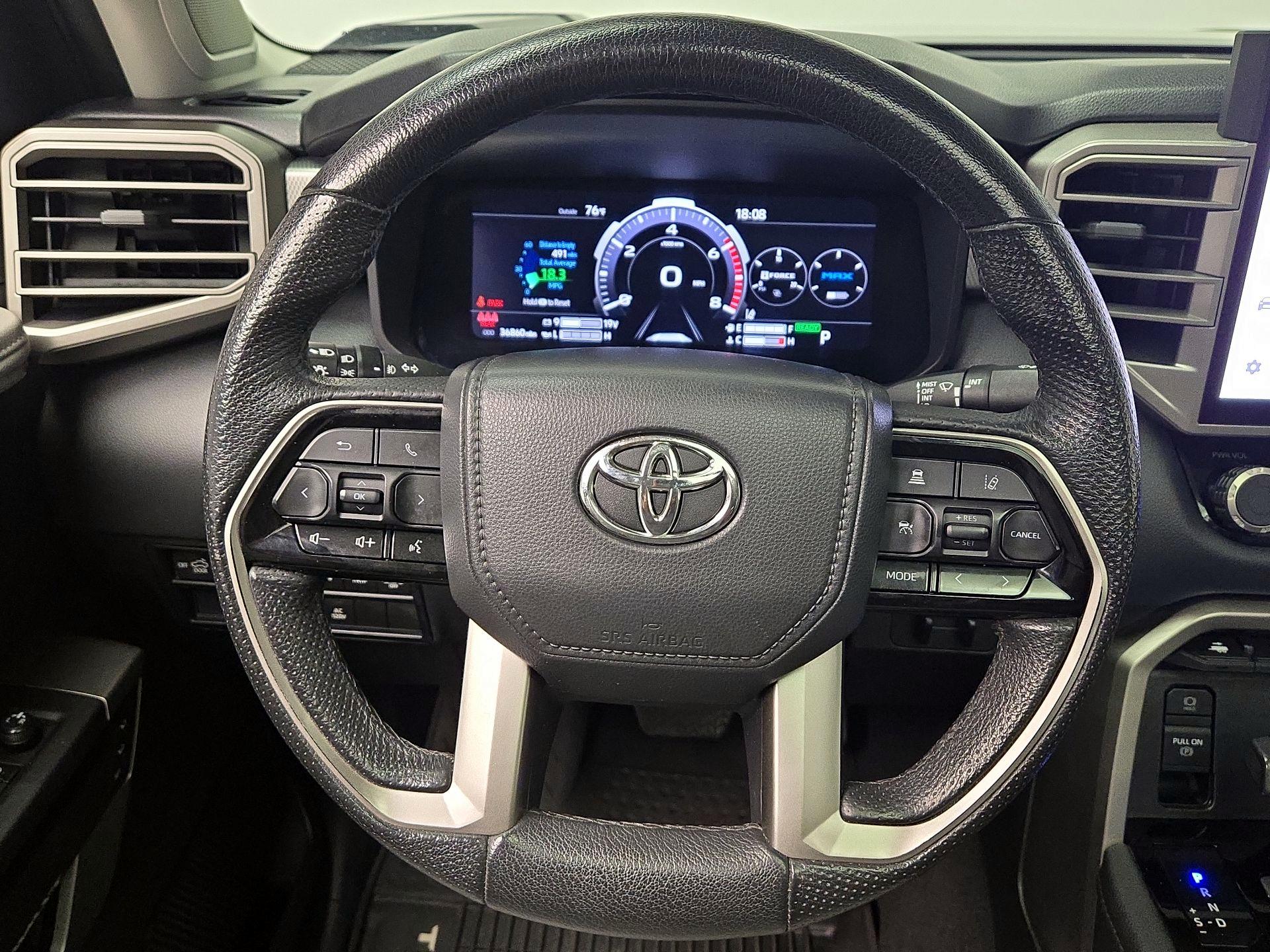 Thumbnail: 2022 Toyota Tundra - 10