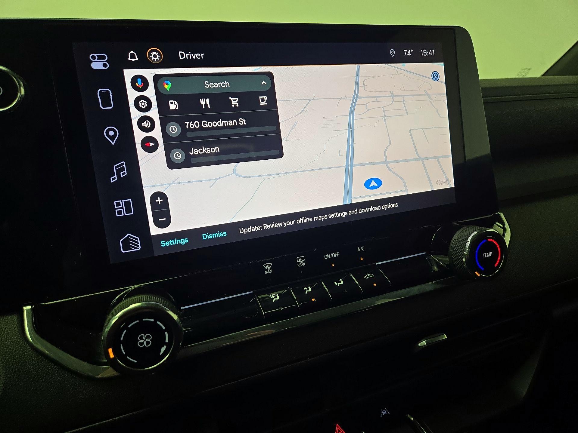 Thumbnail: 2024 Chevrolet Colorado - 14