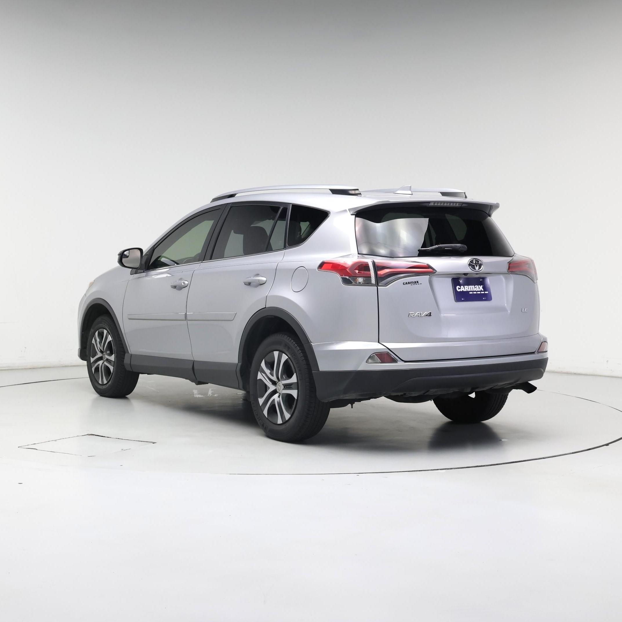 Thumbnail: 2018 Toyota RAV4 - 2
