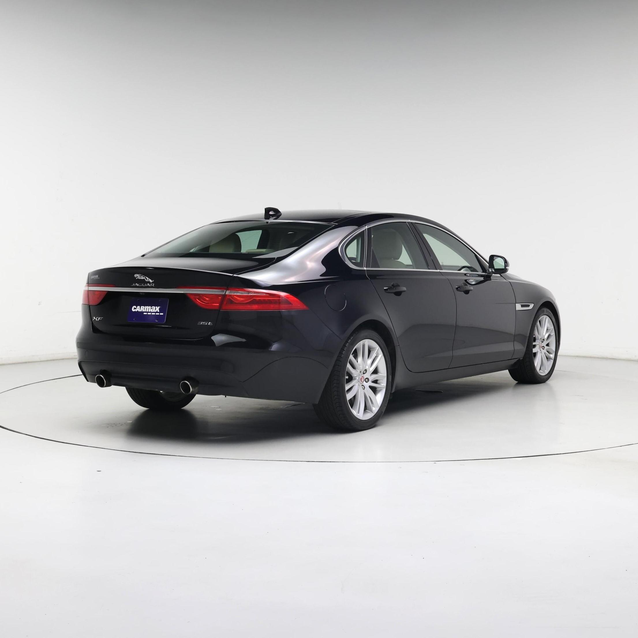 Thumbnail: 2017 Jaguar XF - 8