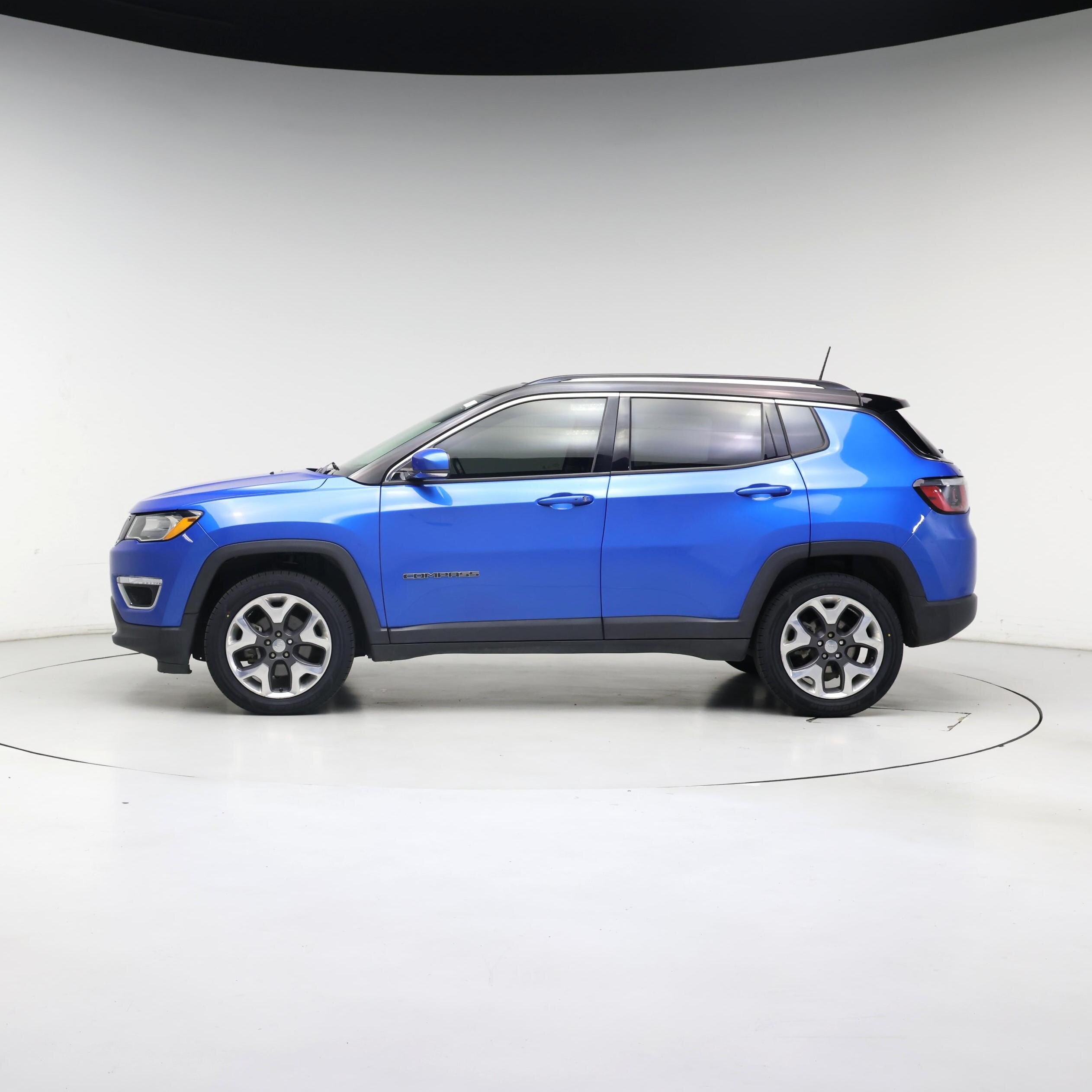 Thumbnail: 2018 Jeep Compass - 3