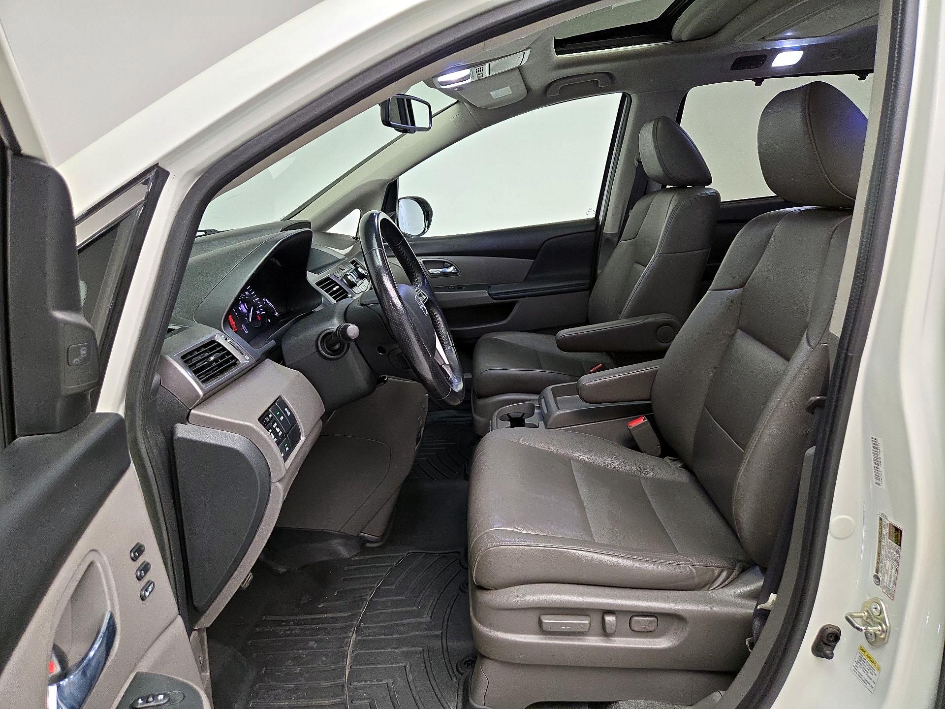 Thumbnail: 2016 Honda Odyssey - 11