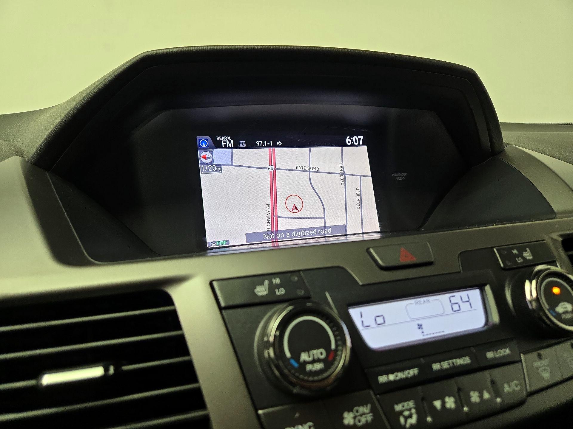 Thumbnail: 2016 Honda Odyssey - 14