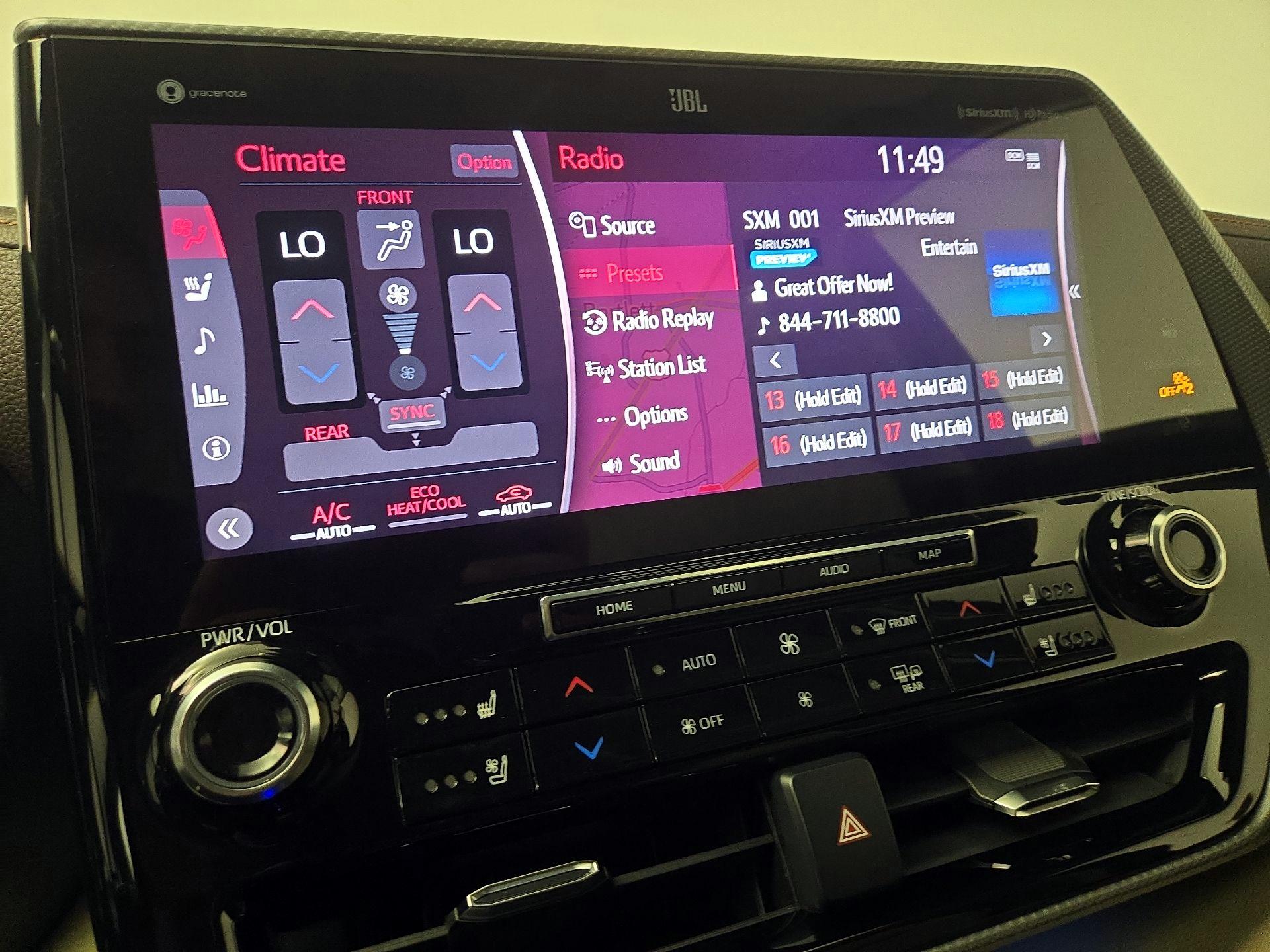 Thumbnail: 2021 Toyota Highlander - 16