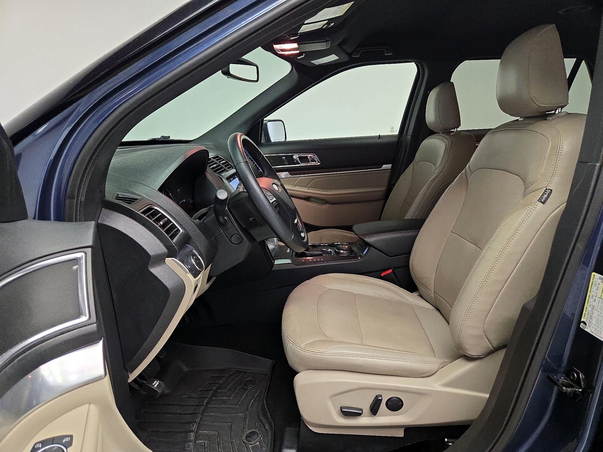 Thumbnail: 2019 Ford Explorer - 11