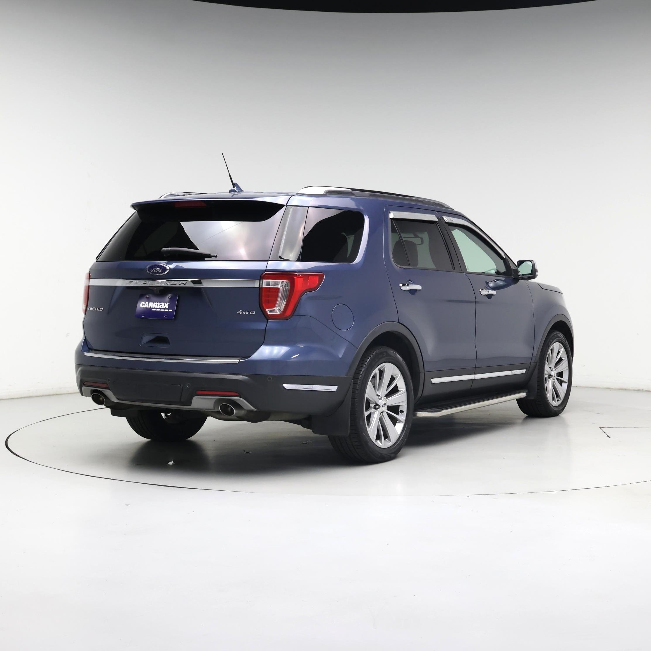 Thumbnail: 2019 Ford Explorer - 8