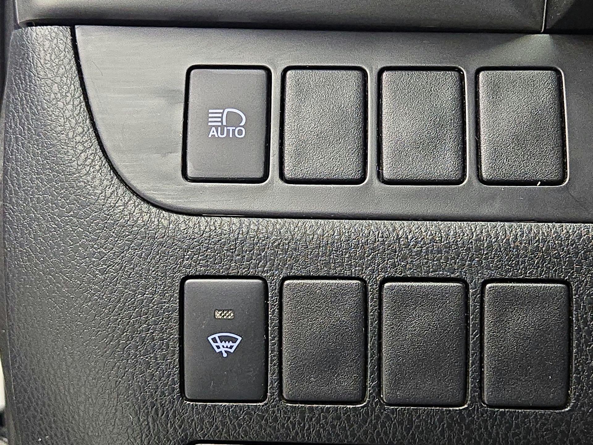 Thumbnail: 2019 Toyota Highlander - 13