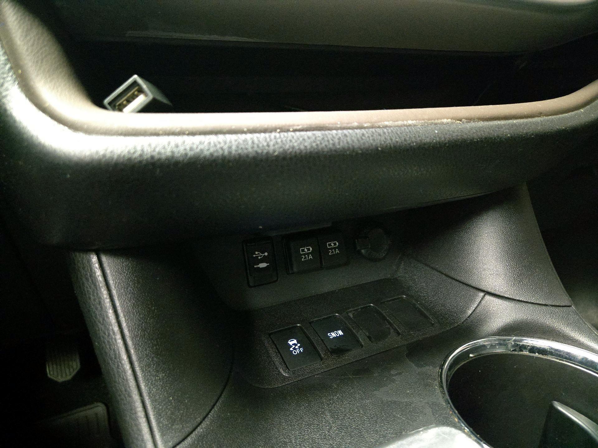 Thumbnail: 2019 Toyota Highlander - 18