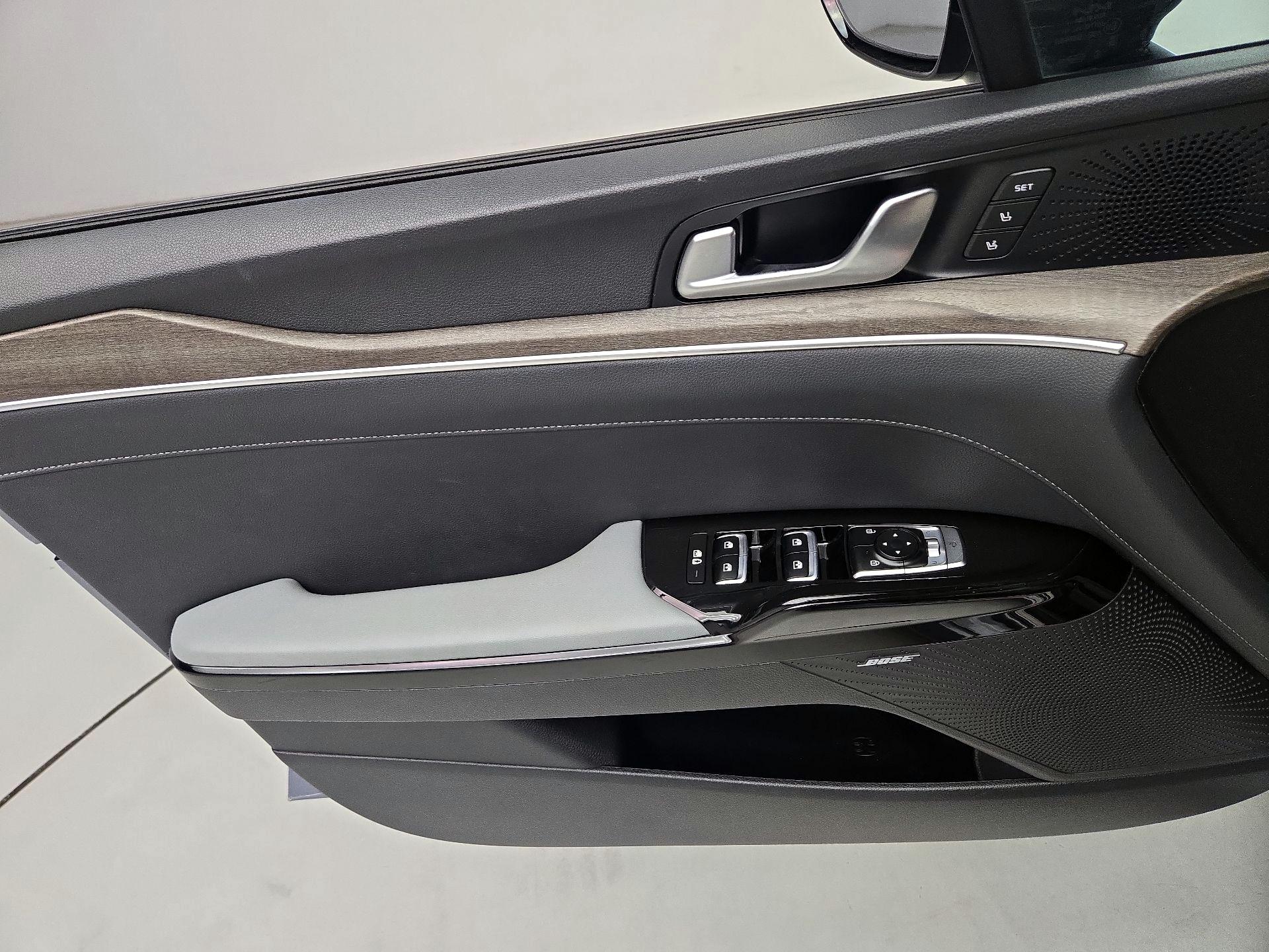 Thumbnail: 2022 Kia K5 - 12