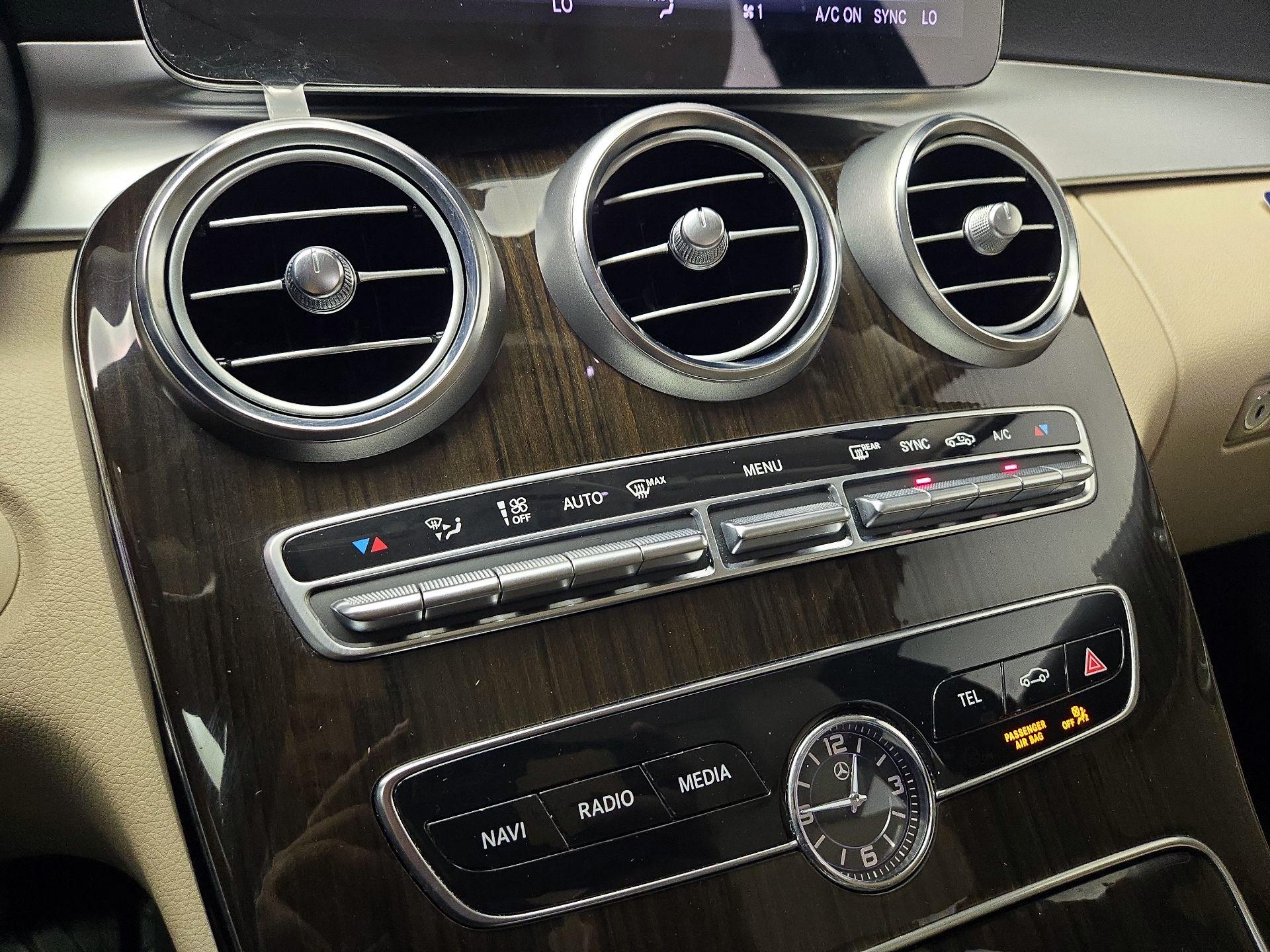 Thumbnail: 2019 Mercedes-Benz C-Class - 16