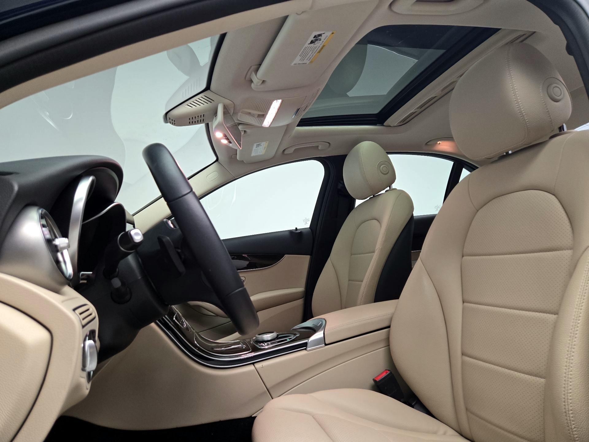 Thumbnail: 2019 Mercedes-Benz C-Class - 19