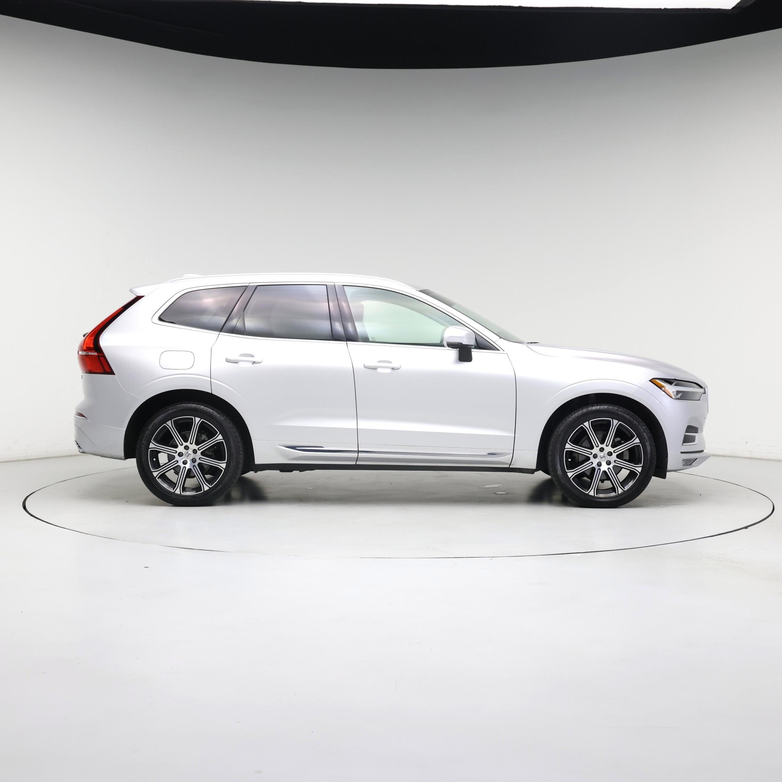 Thumbnail: 2021 Volvo XC60 - 7