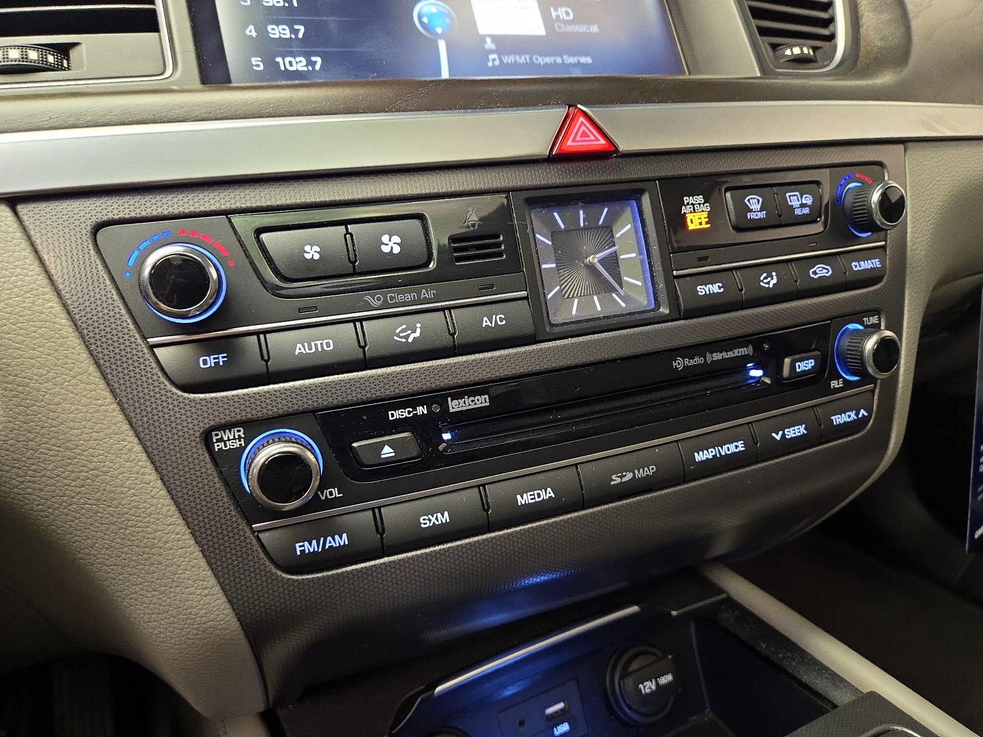 Thumbnail: 2016 Hyundai Genesis - 17