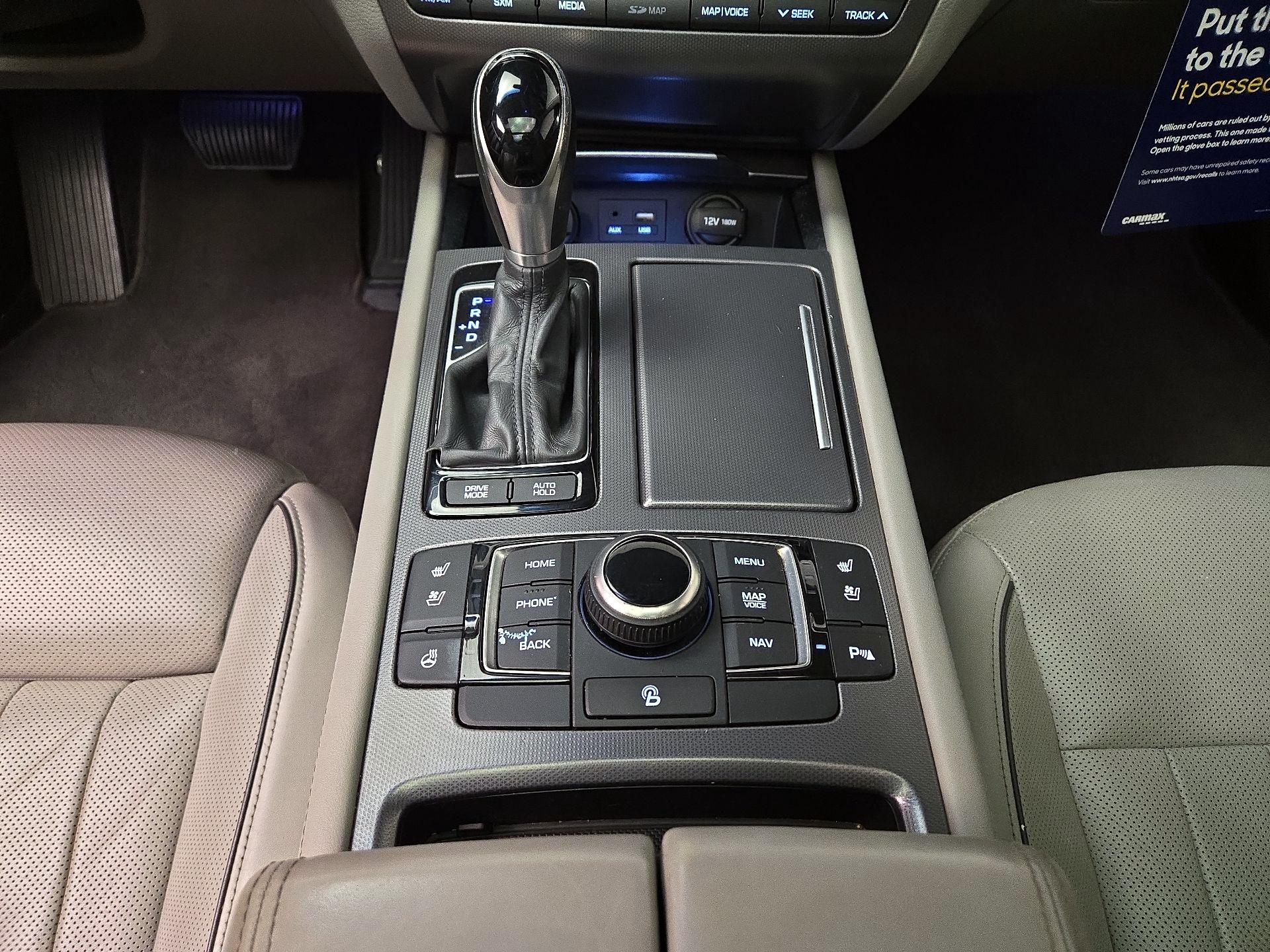 Thumbnail: 2016 Hyundai Genesis - 18