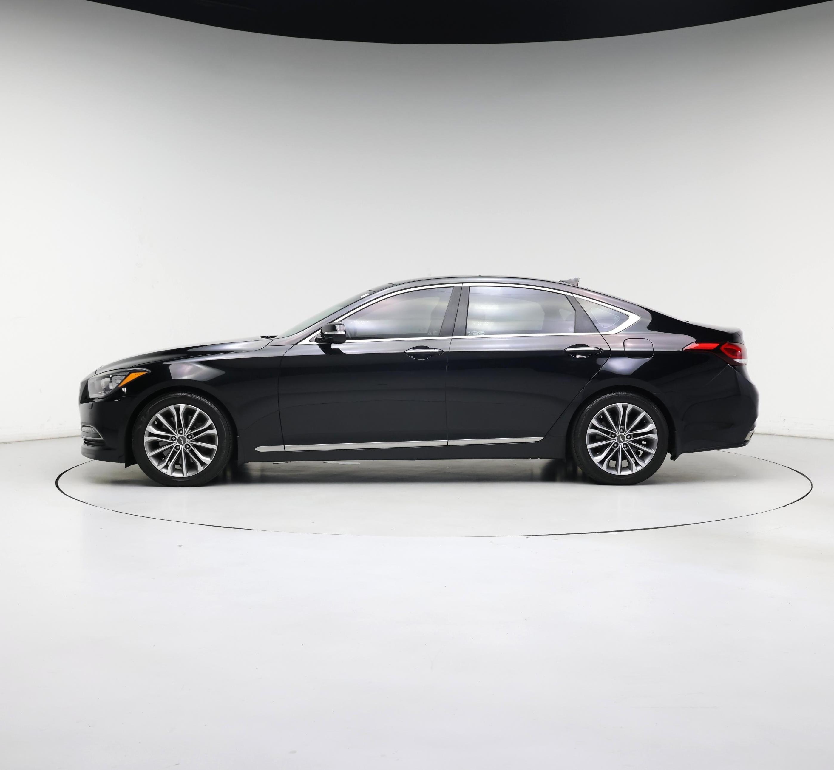 Thumbnail: 2016 Hyundai Genesis - 3