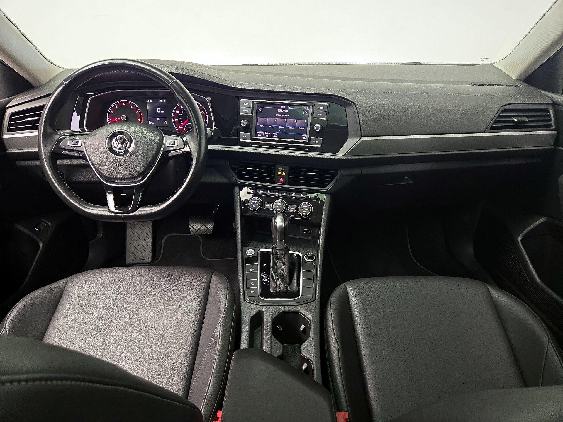 Thumbnail: 2019 Volkswagen Jetta - 9