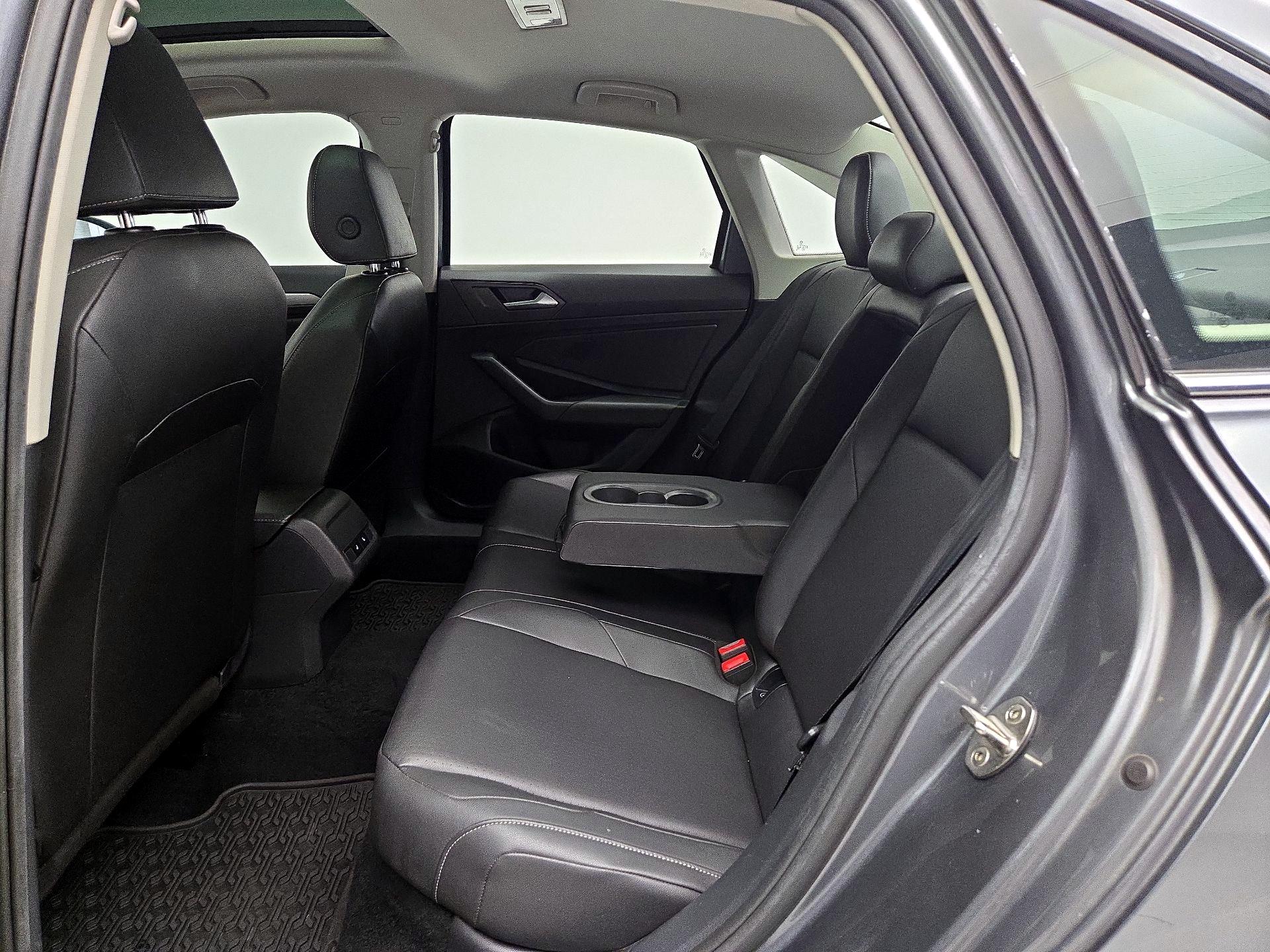 Thumbnail: 2019 Volkswagen Jetta - 19