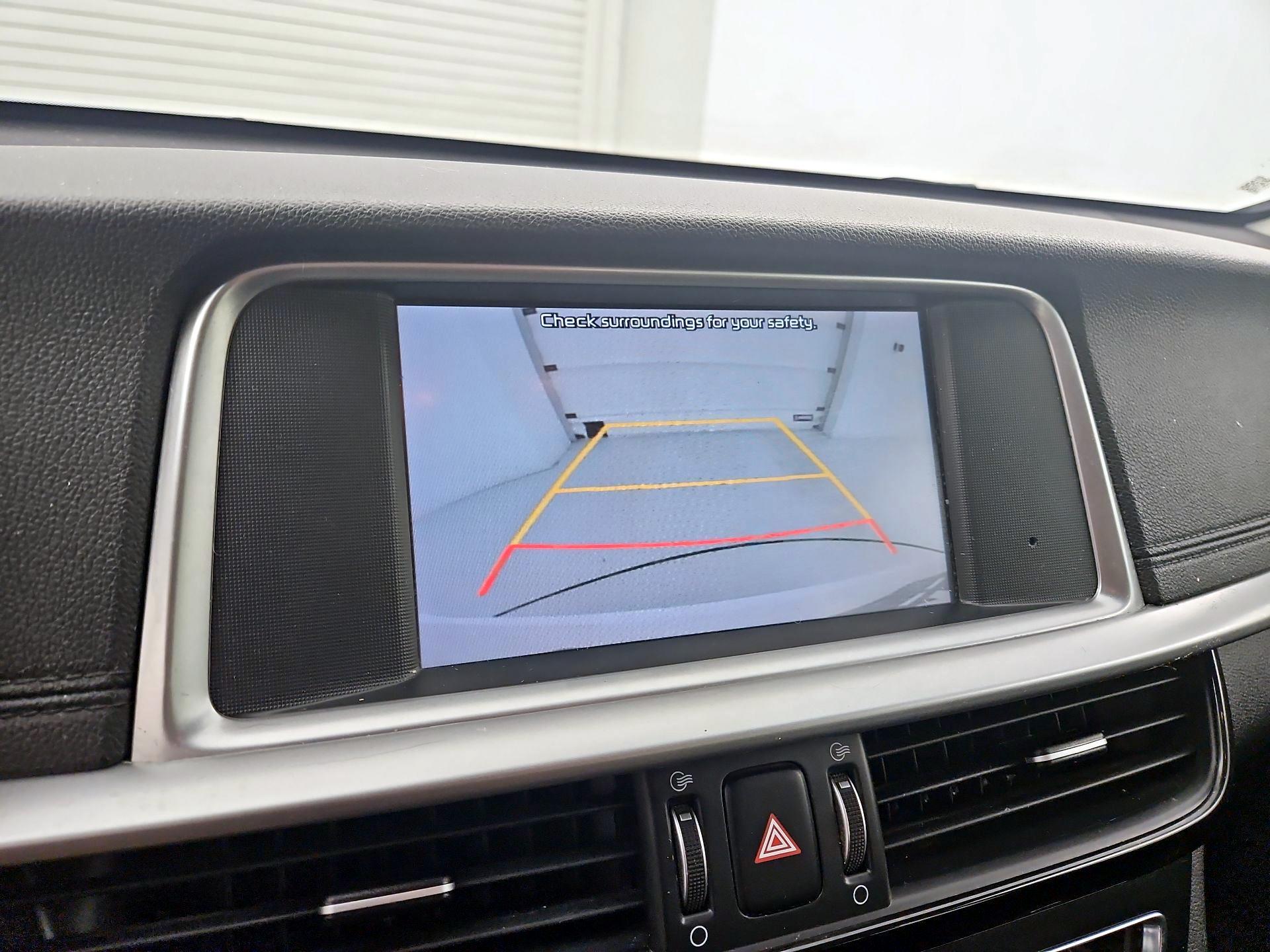 Thumbnail: 2019 Kia Optima - 14
