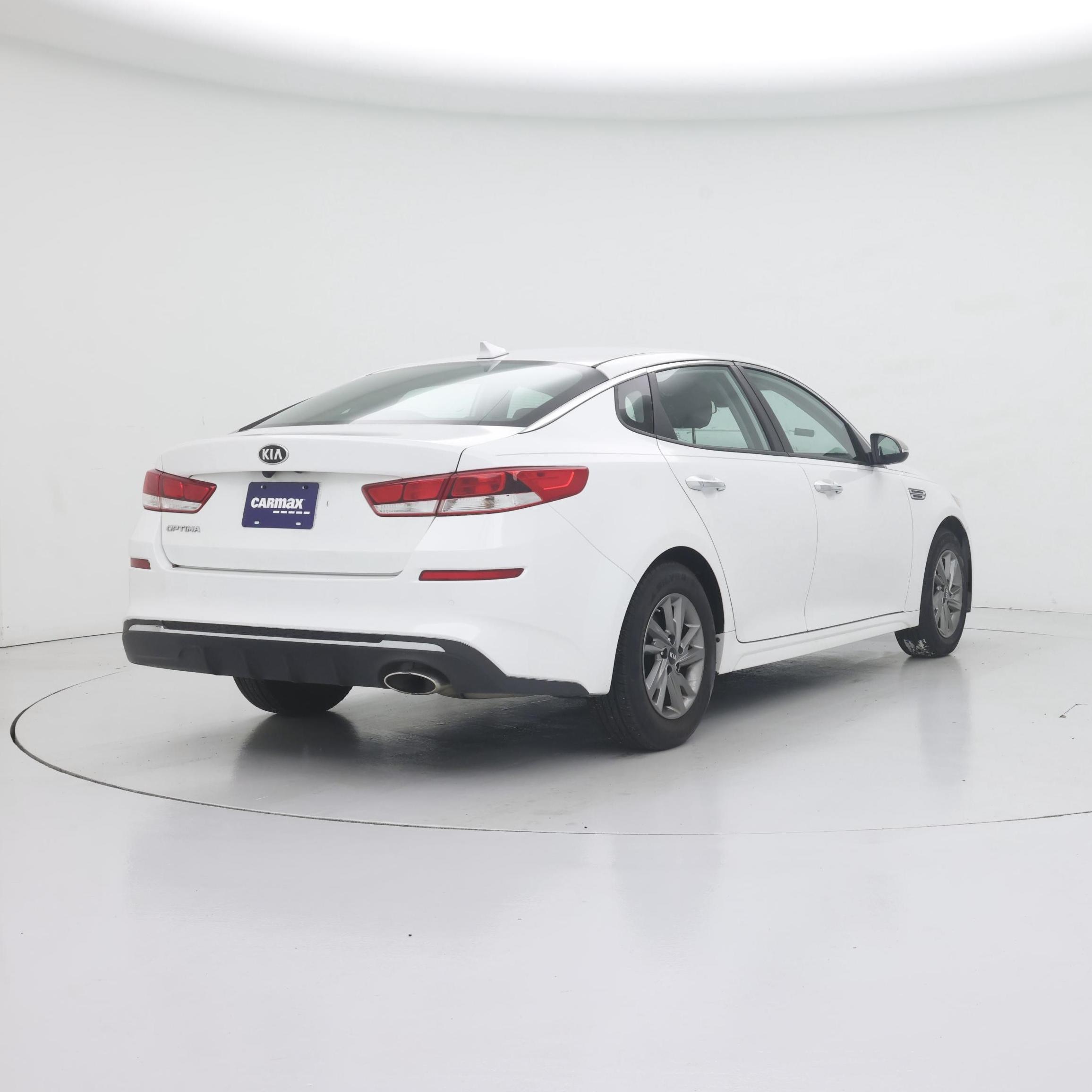 Thumbnail: 2019 Kia Optima - 8