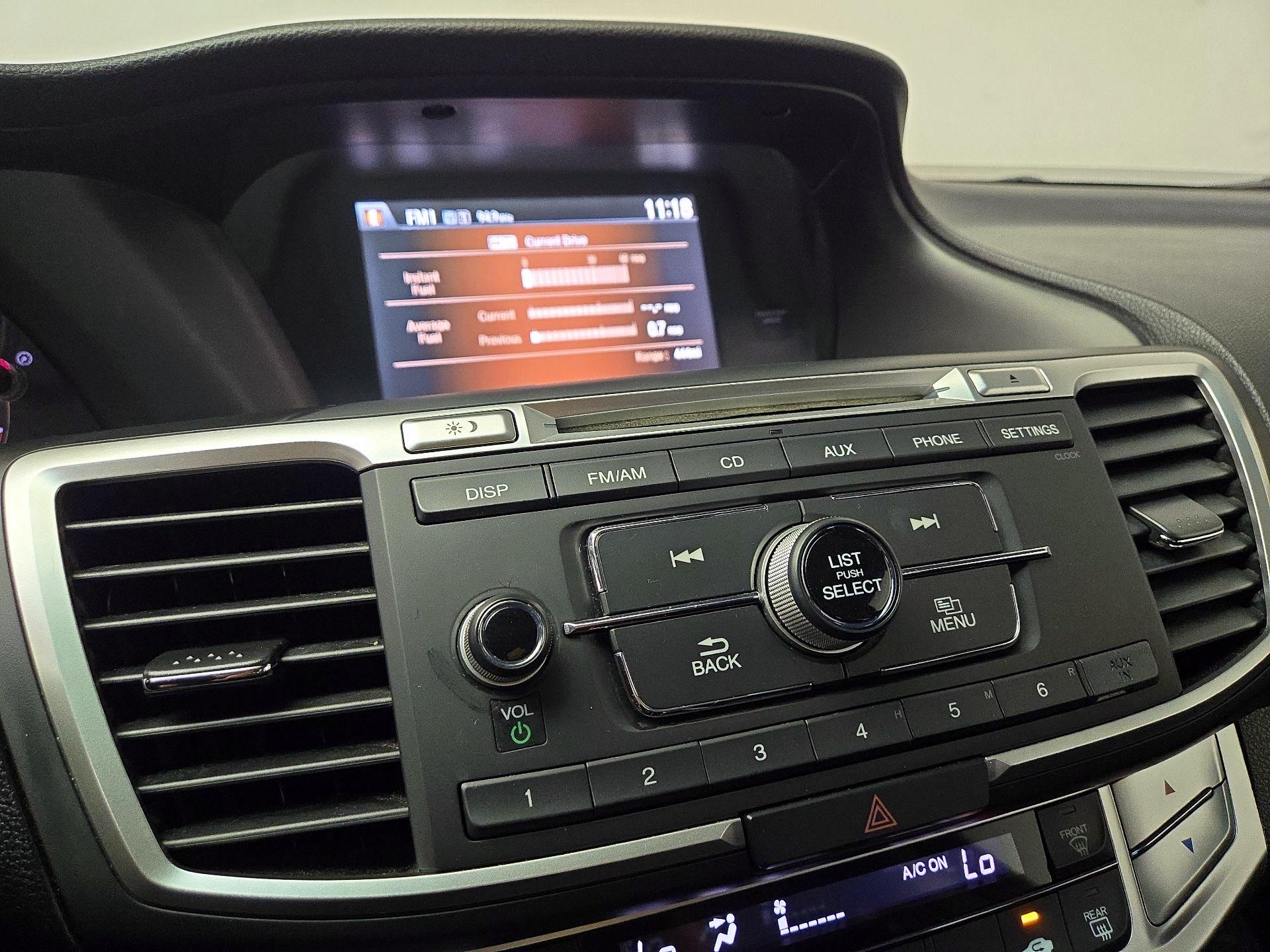 Thumbnail: 2015 Honda Accord - 15