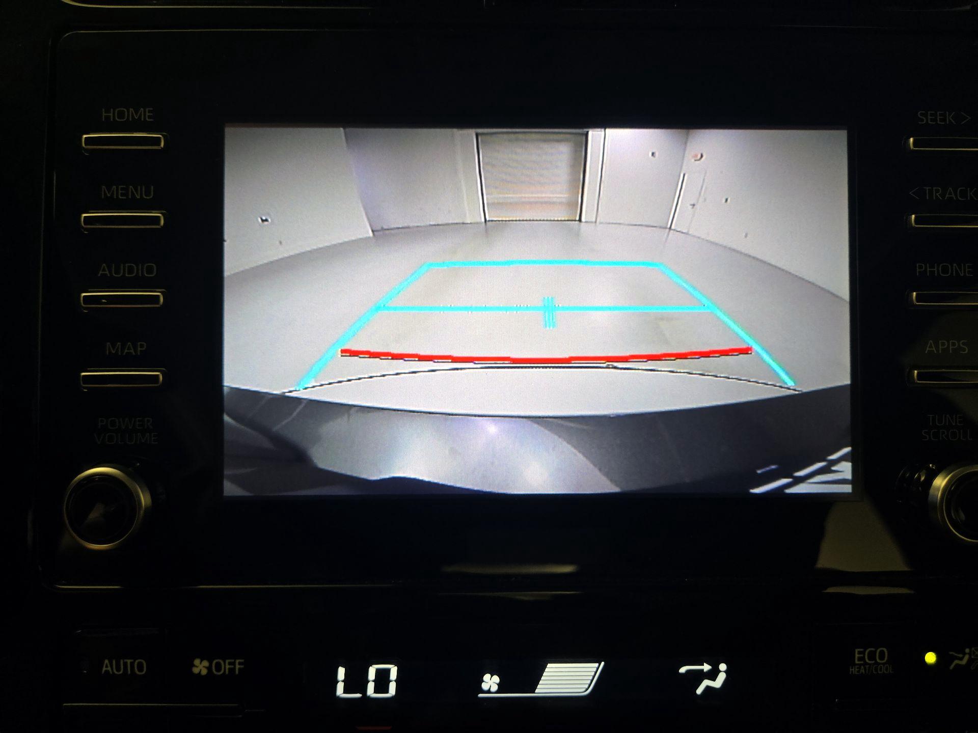 Thumbnail: 2020 Toyota Prius - 14