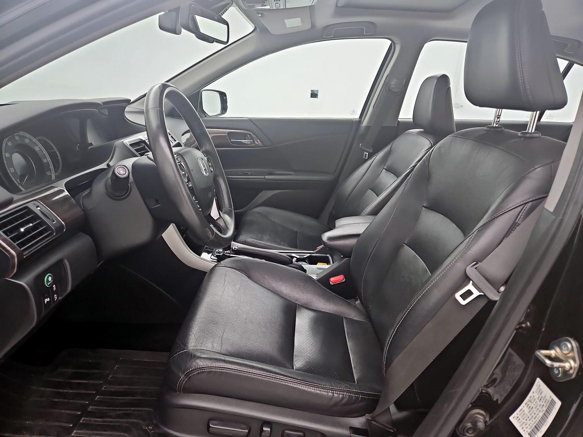 Thumbnail: 2016 Honda Accord - 11