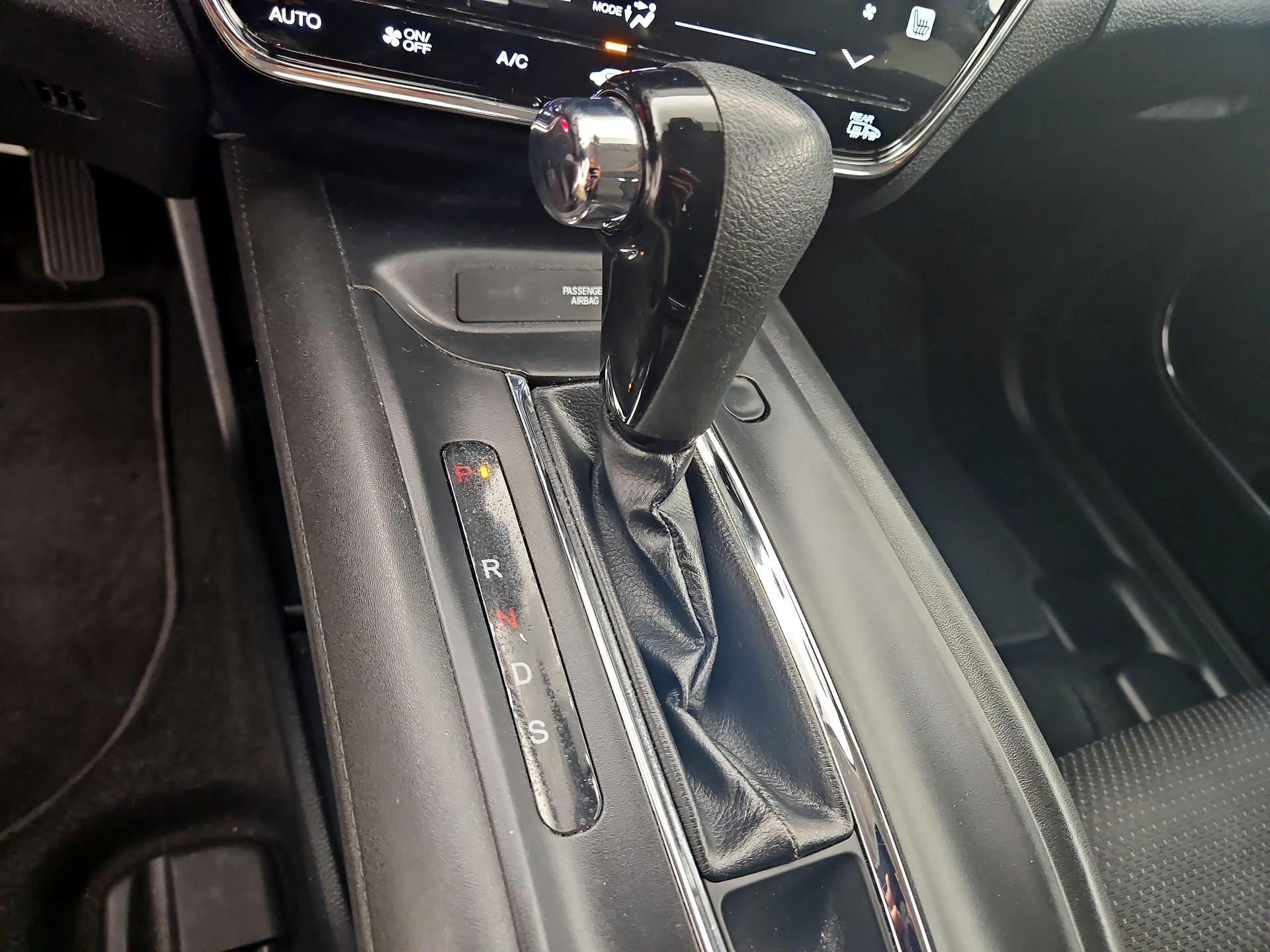 Thumbnail: 2022 Honda HR-V - 17