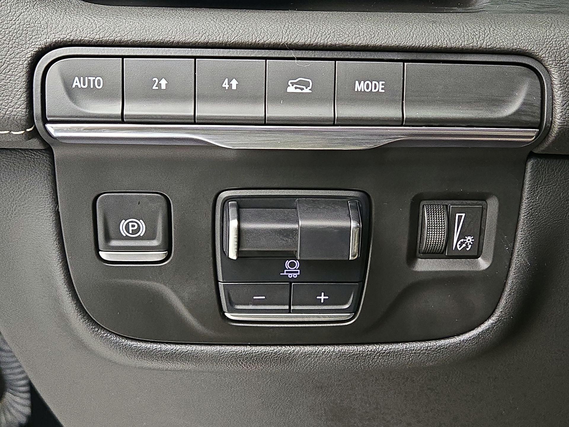 Thumbnail: 2024 Cadillac Escalade - 13