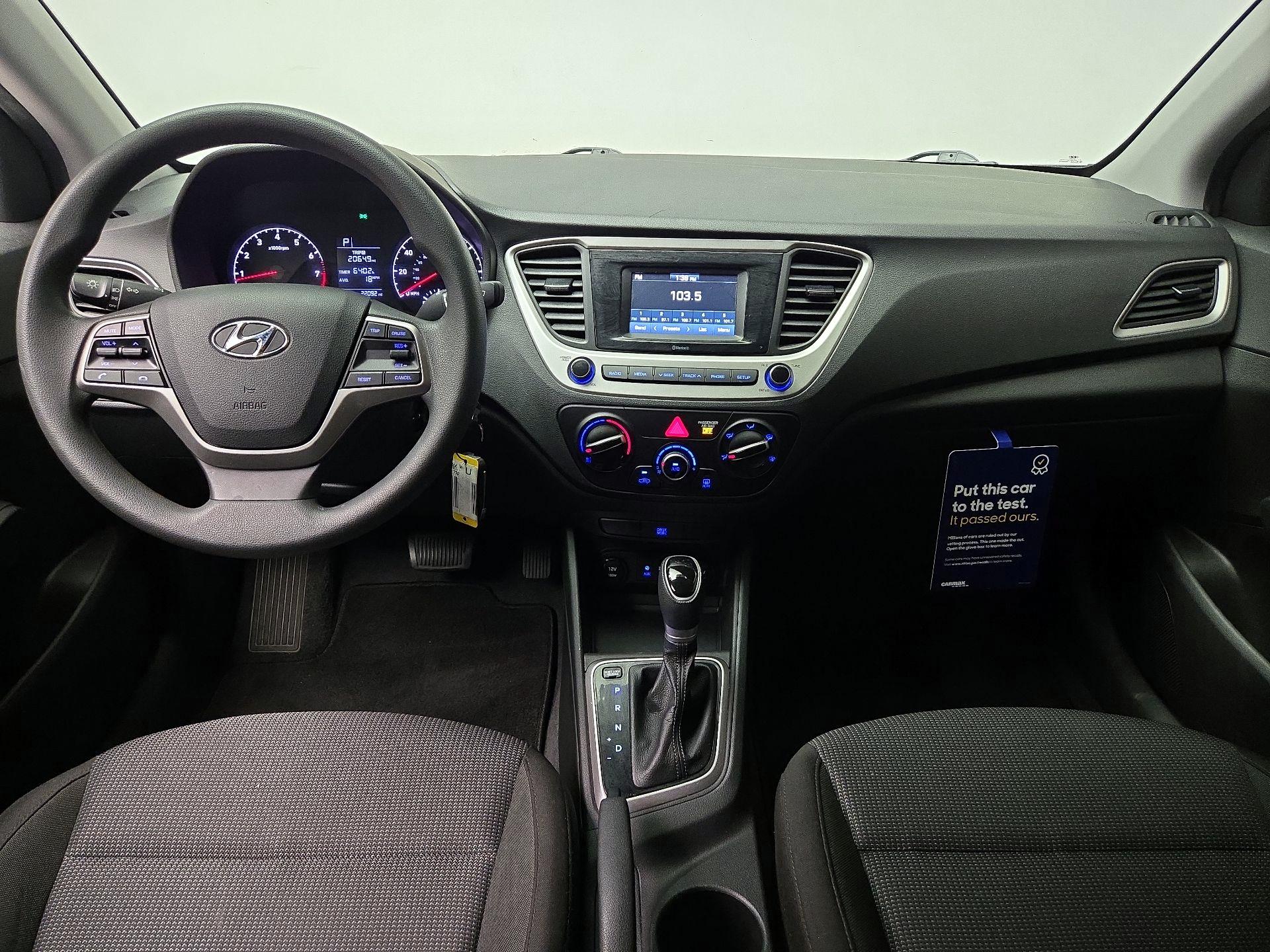 Thumbnail: 2022 Hyundai Accent - 9