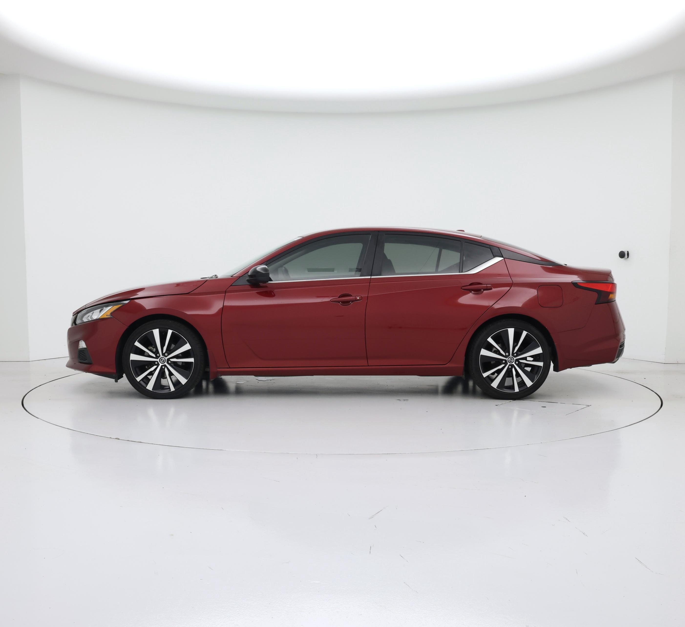 Thumbnail: 2021 Nissan Altima - 3