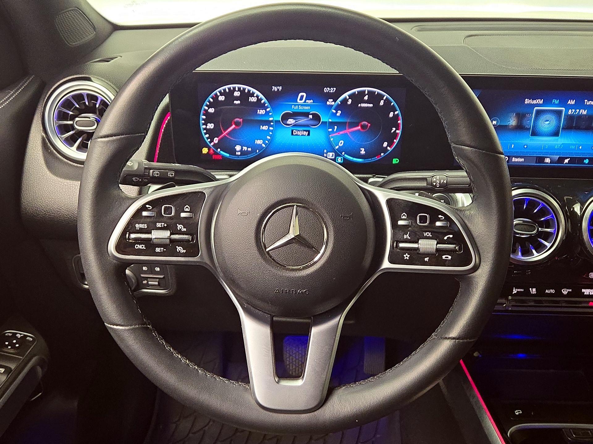 Thumbnail: 2023 Mercedes-Benz GLB - 10