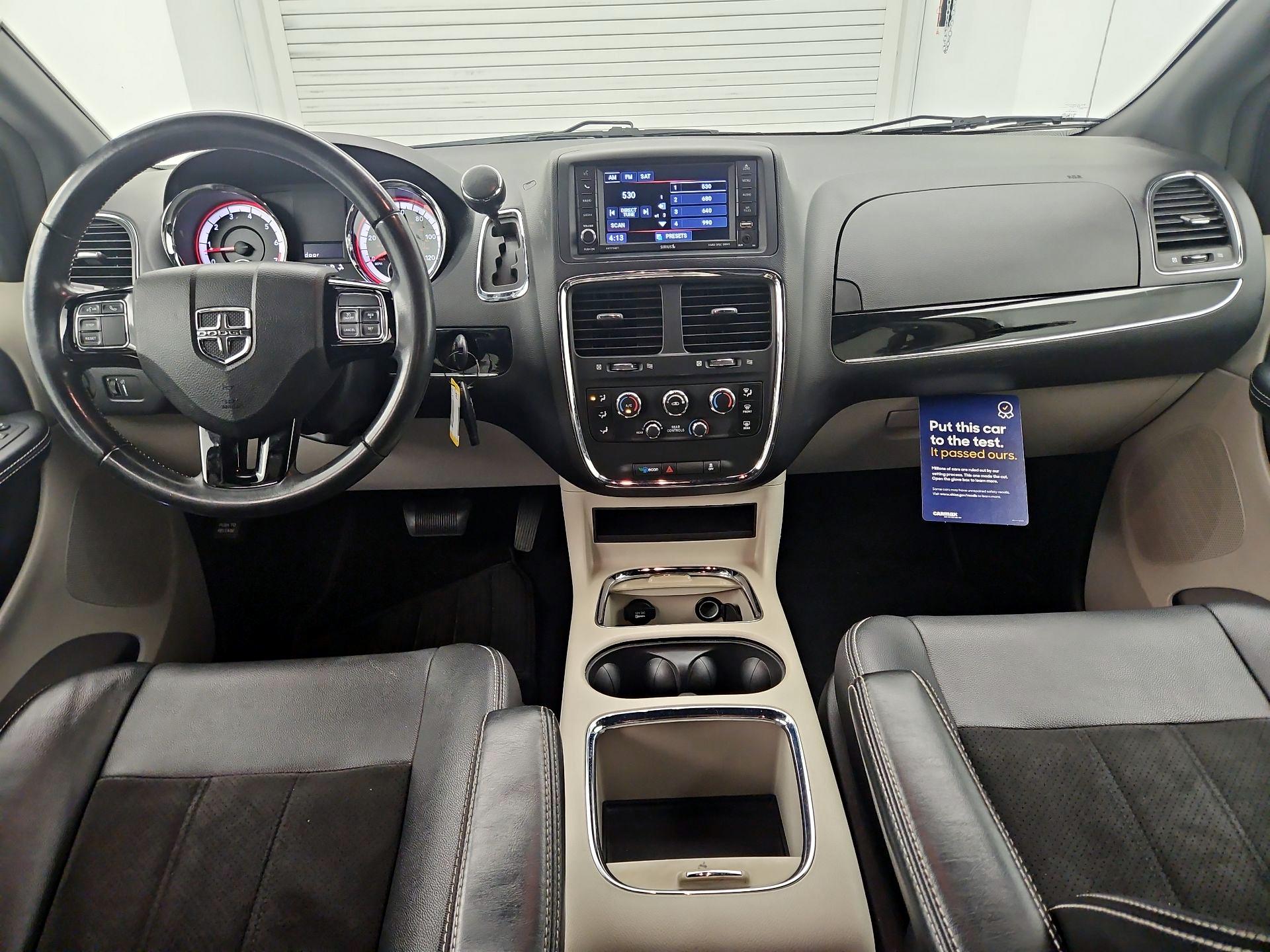Thumbnail: 2019 Dodge Grand Caravan - 9