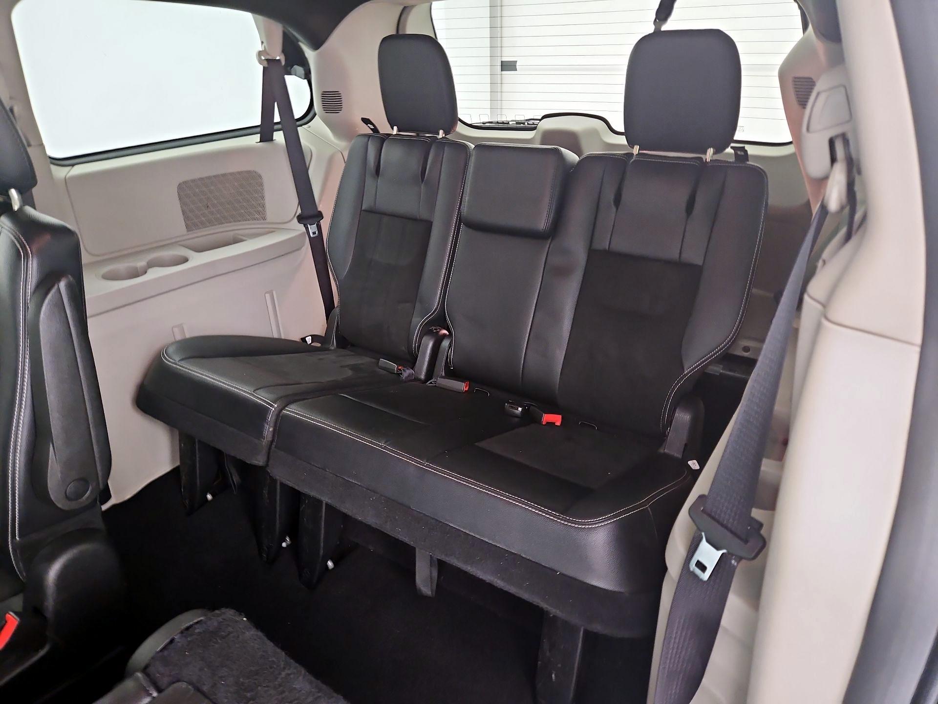 Thumbnail: 2019 Dodge Grand Caravan - 20