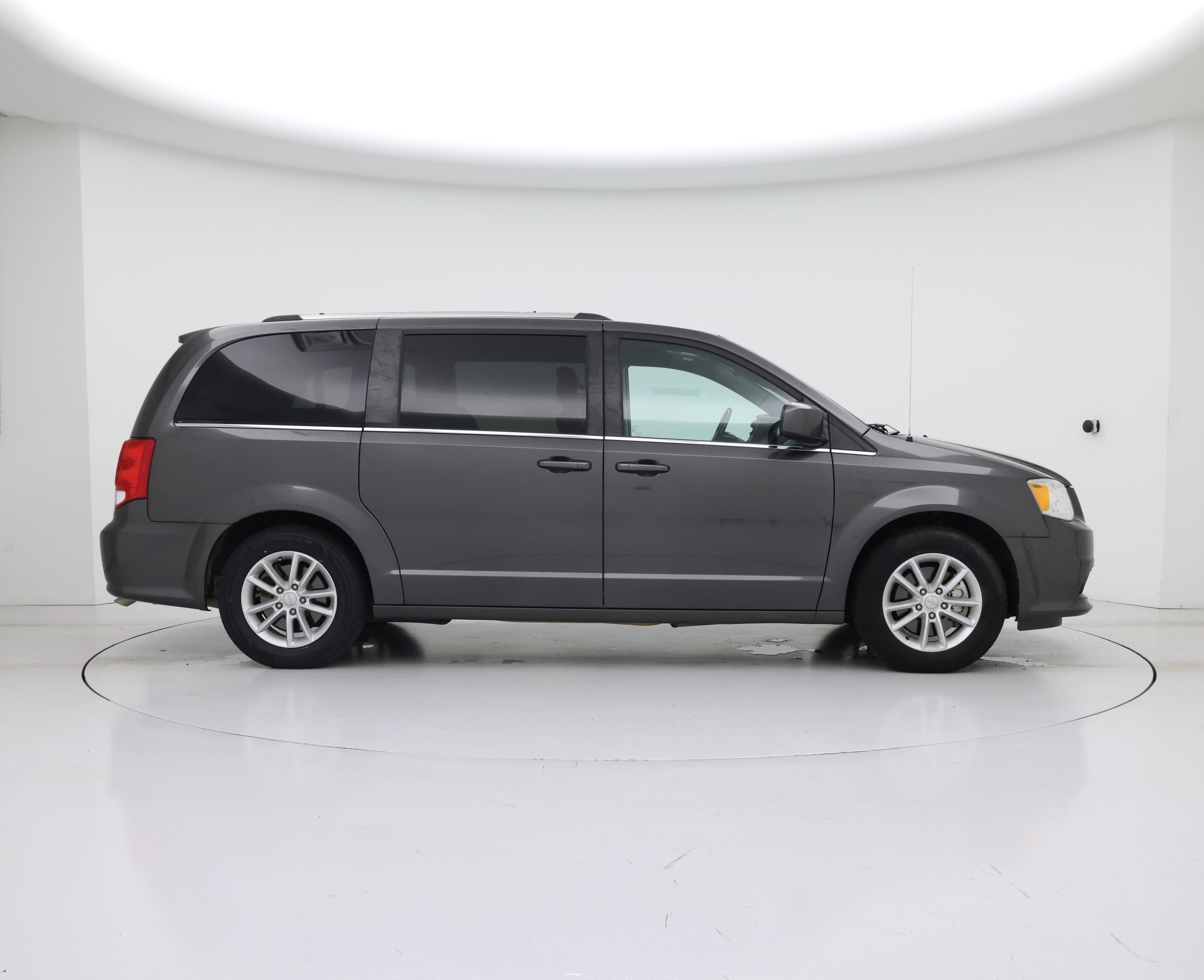 Thumbnail: 2019 Dodge Grand Caravan - 7