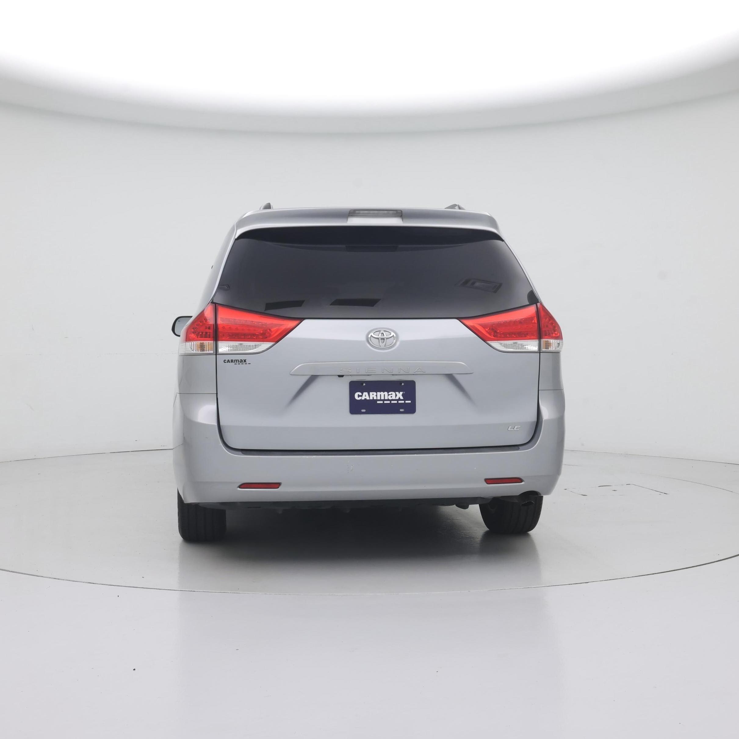 Thumbnail: 2014 Toyota Sienna - 6