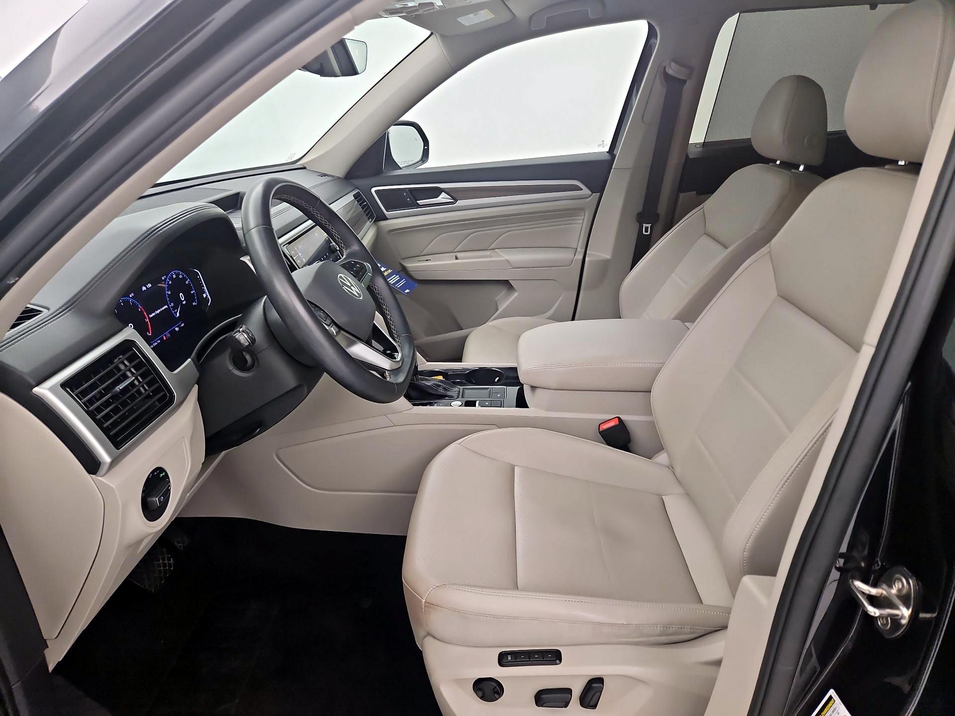 Thumbnail: 2021 Volkswagen Atlas - 11