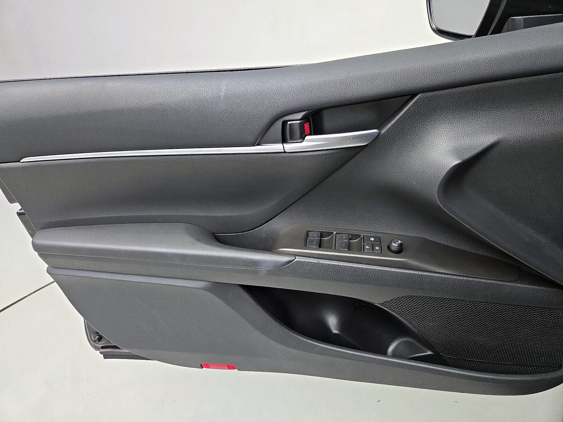 Thumbnail: 2024 Toyota Camry - 12