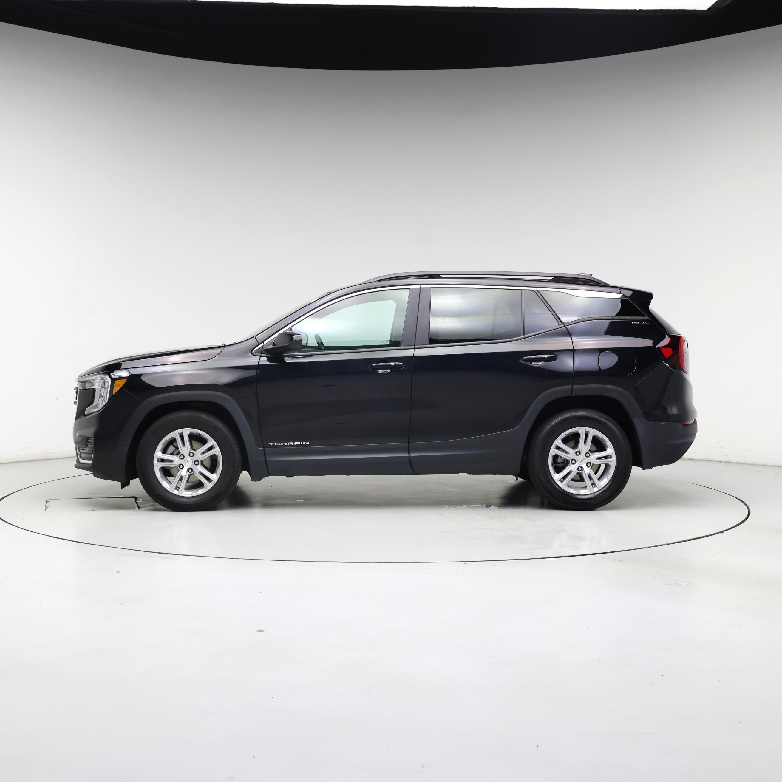 Thumbnail: 2022 GMC Terrain - 3