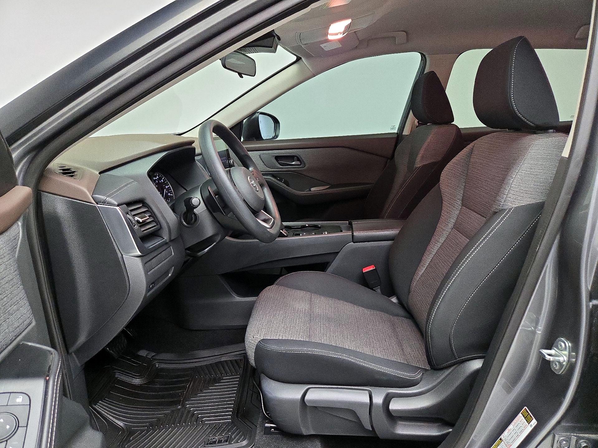 Thumbnail: 2021 Nissan Rogue - 11