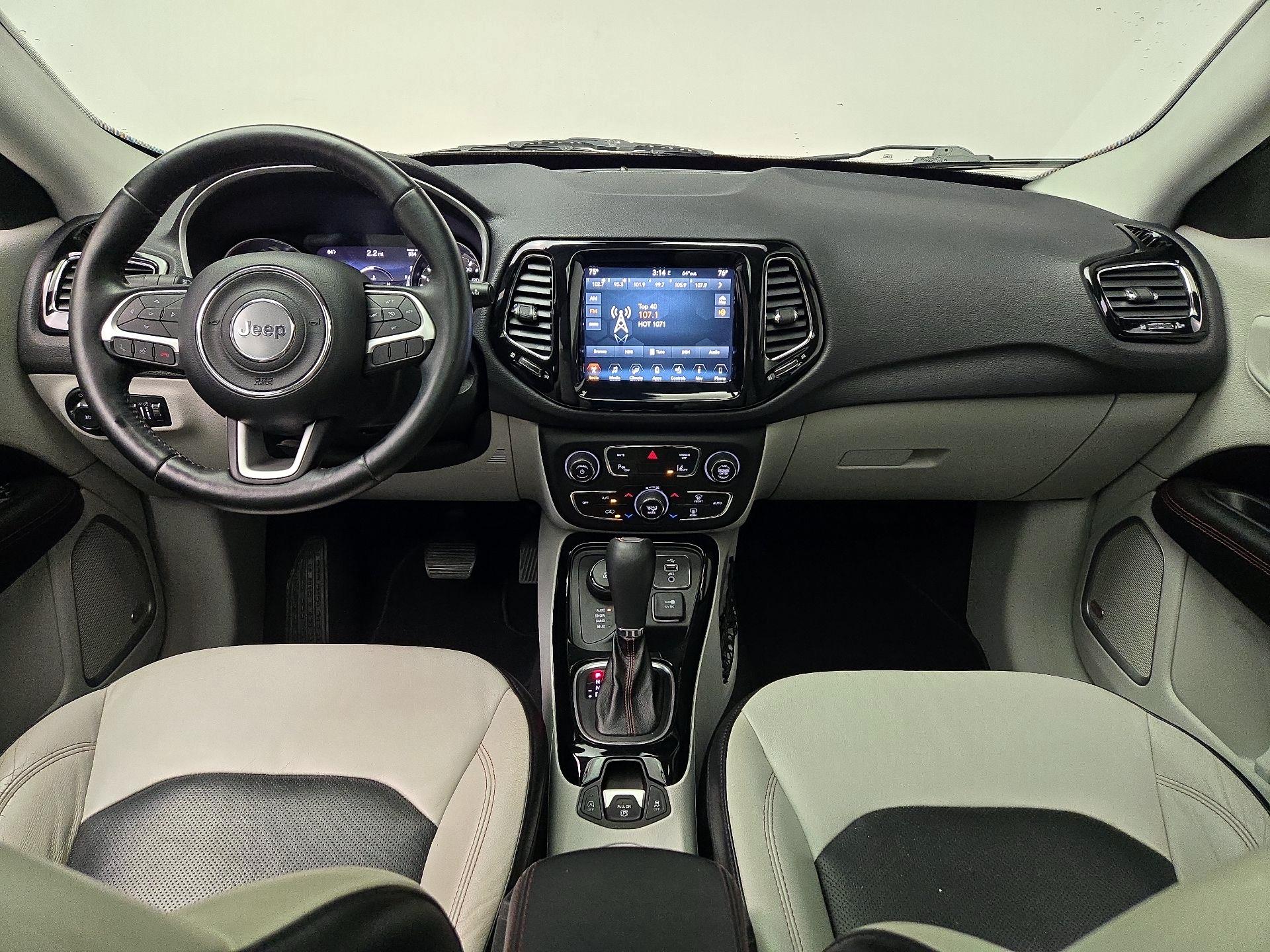 Thumbnail: 2018 Jeep Compass - 9