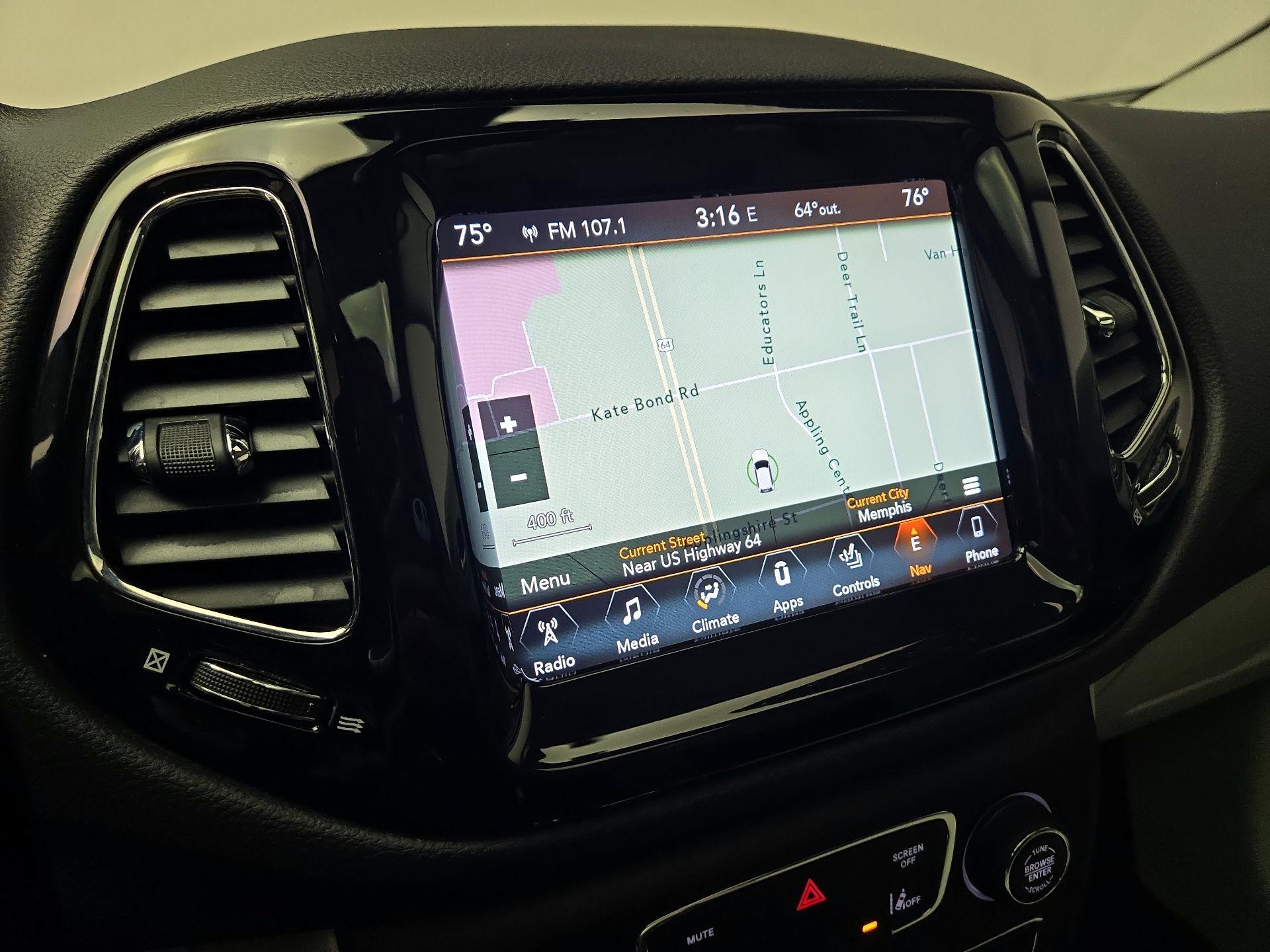 Thumbnail: 2018 Jeep Compass - 14