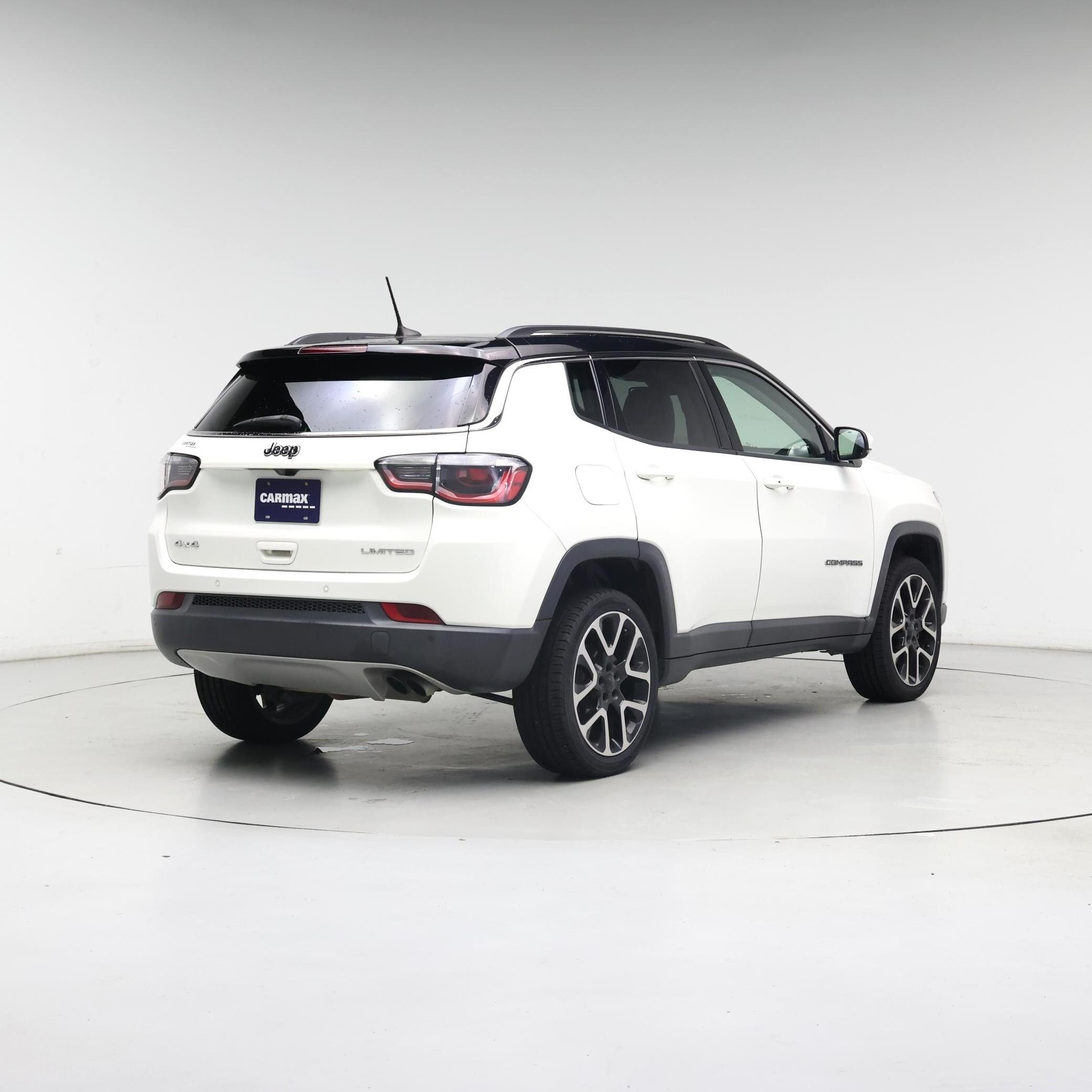 Thumbnail: 2018 Jeep Compass - 8