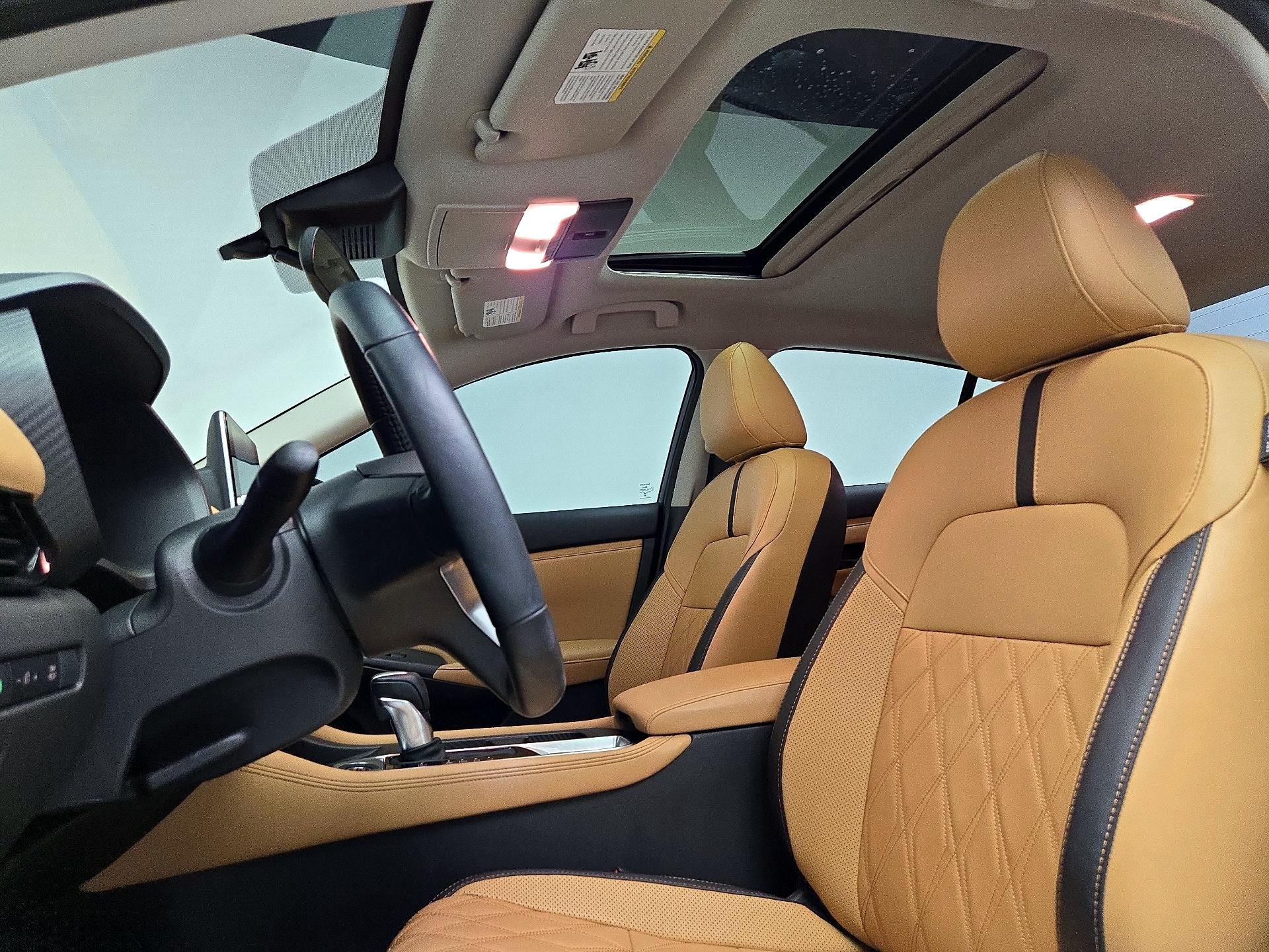 Thumbnail: 2024 Nissan Sentra - 19