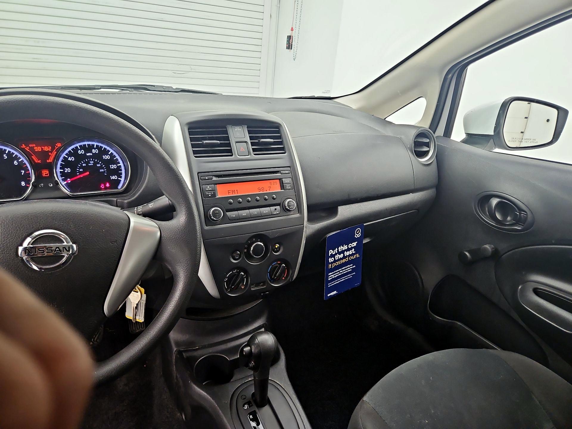 Thumbnail: 2015 Nissan Versa Note - 9